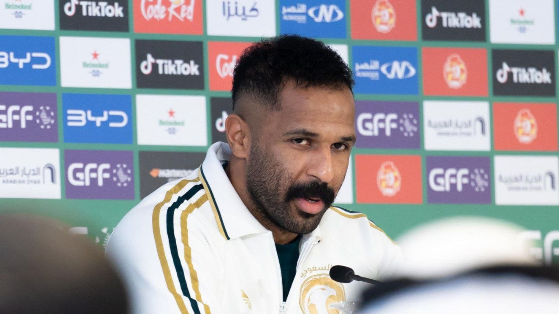 "لحم ودم".. تصريح من محمد العويس عن بطولة "خليجي 27" يلقى رواجاً