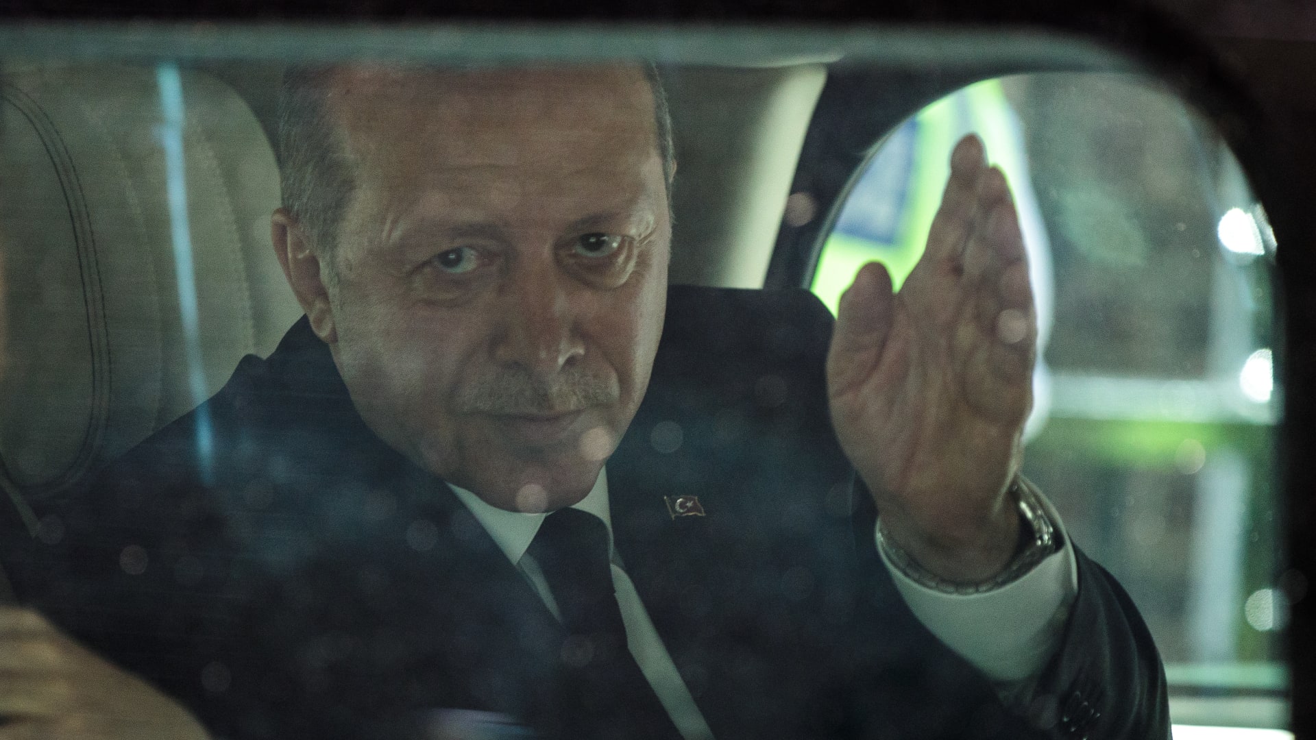 ما دوافع لقاء محمد بن زايد وأردوغان وما دوافع التغيير الذي تشهده المنطقة؟ فواز جرجس يوضح لـCNN