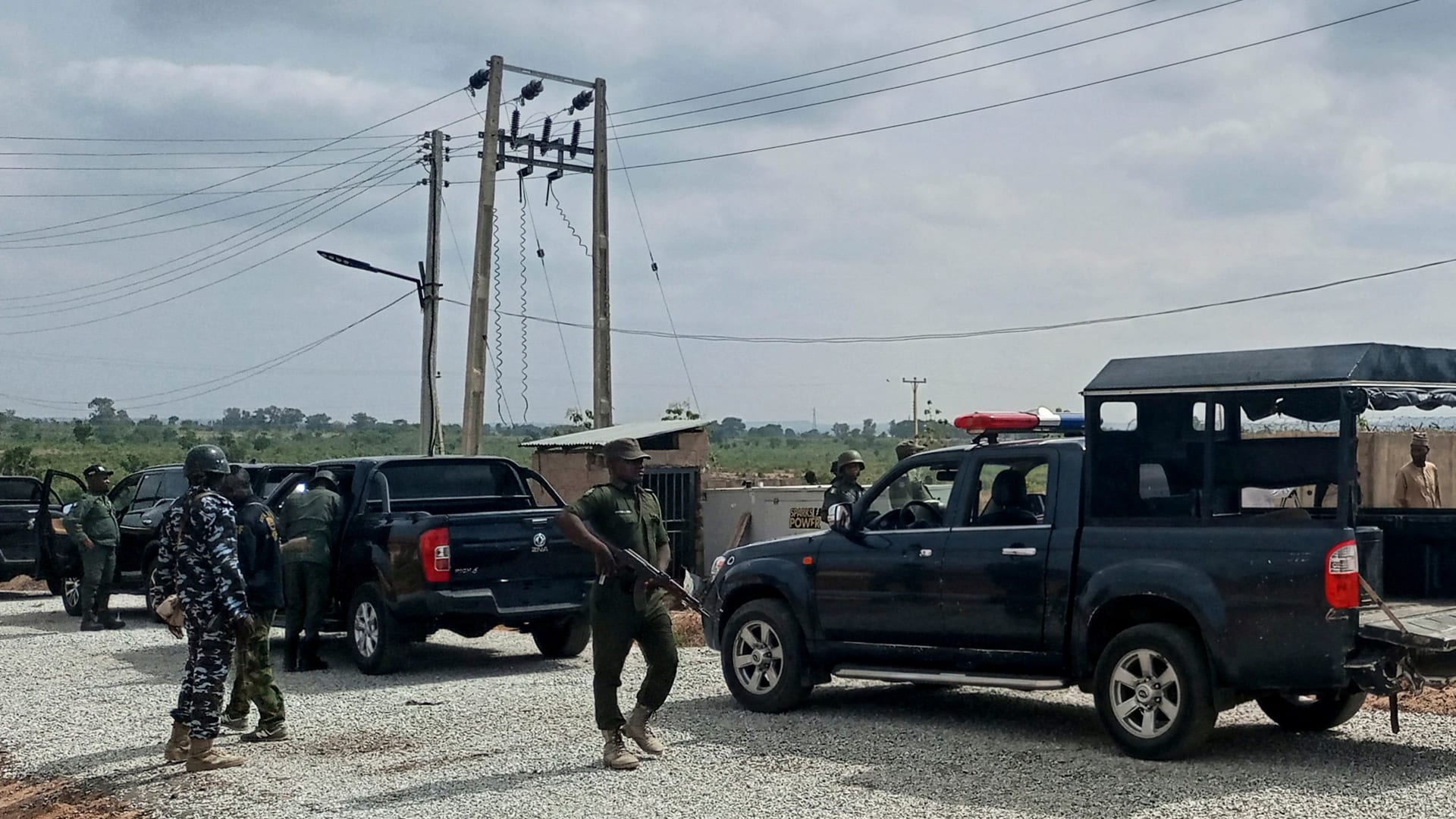 إطلاق سراح 100 تلميذ مختطف في نيجيريا