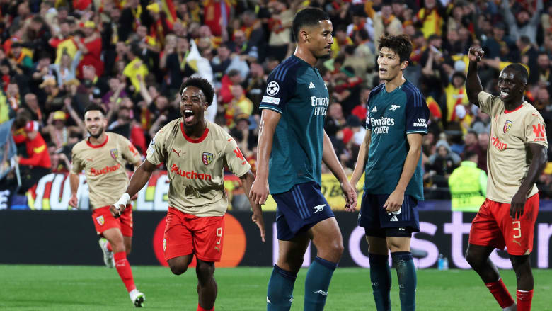 حساب الدوري الفرنسي يُثير تفاعلاً بتغريدة عن فوز لانس على أرسنال
