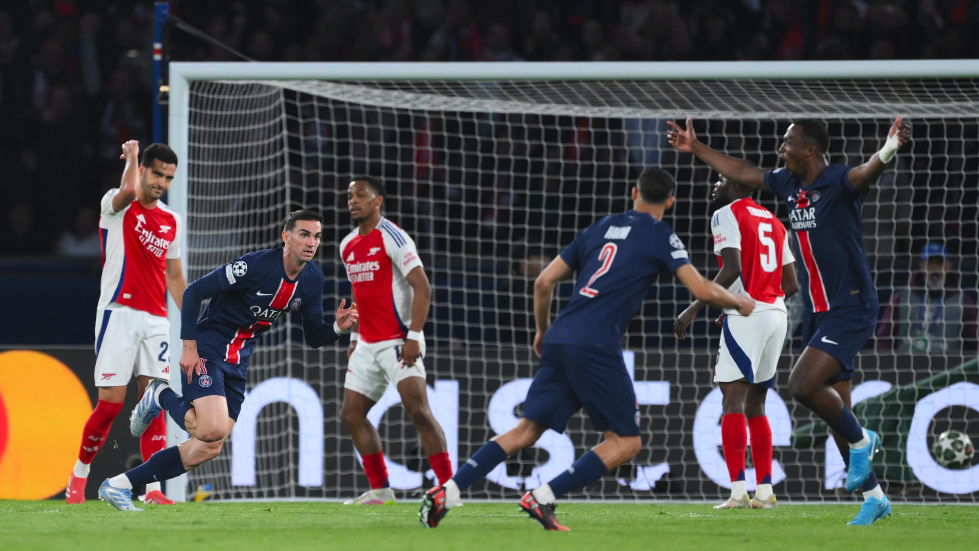 ضرب موعداً مع إنتر ميلان.. باريس سان جيرمان يبلغ نهائي دوري أبطال أوروبا
