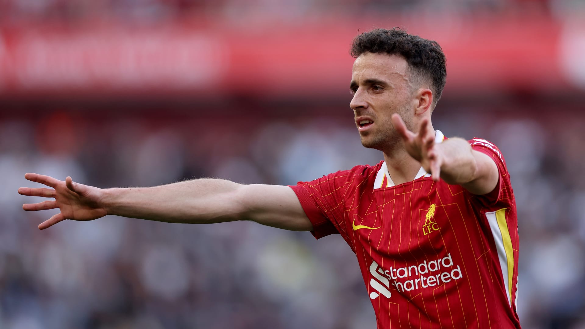 وفاة لاعب ليفربول ديوغو جوتا عن عمر يناهز 28 عاماً في حادث سيارة