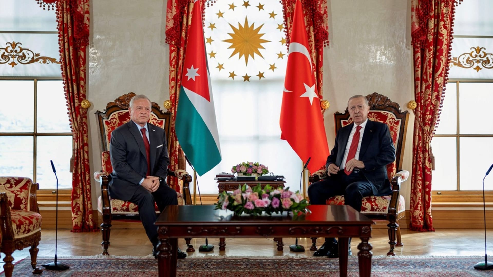 بعد زيارة الملك عبدالله إلى إسطنبول.. بيان مشترك حول ما ناقشه العاهل الأردني وأردوغان