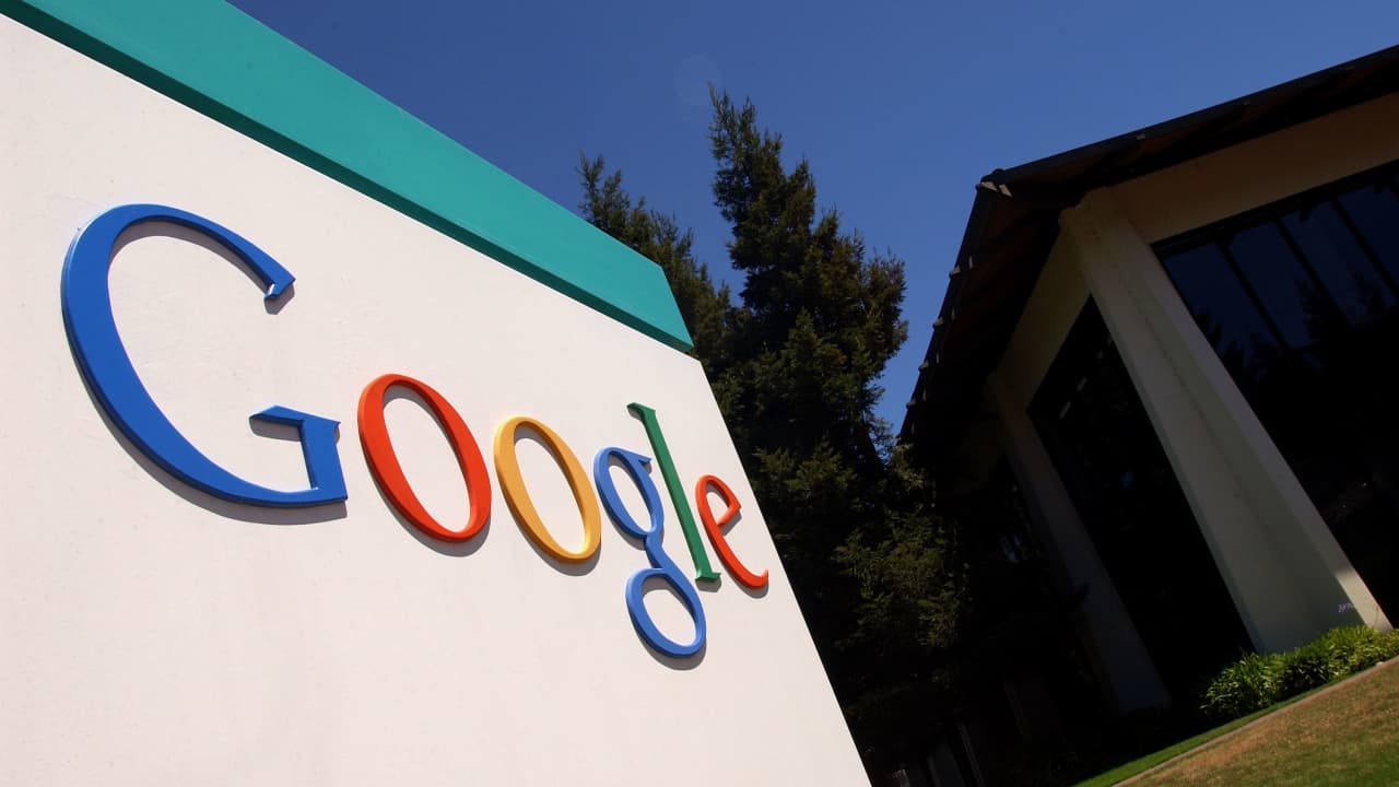 مستخدمو غوغل سيتقاسمون مبلغ 630 مليون دولار في تسوية متعلقة بـ"Google Play" 
