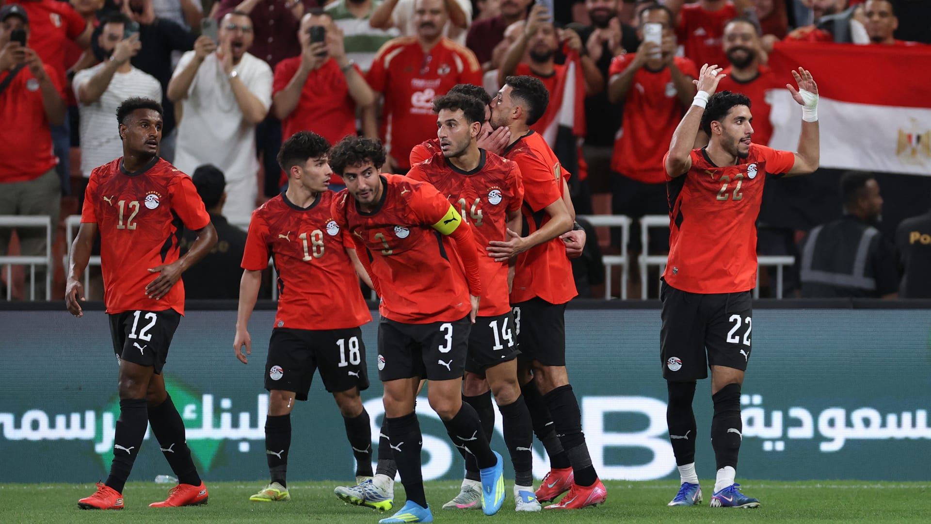 فوز عريض لمنتخب مصر.. مرموش ينهي صيامه وأول هدف دولي لحمزة عبد الكريم
