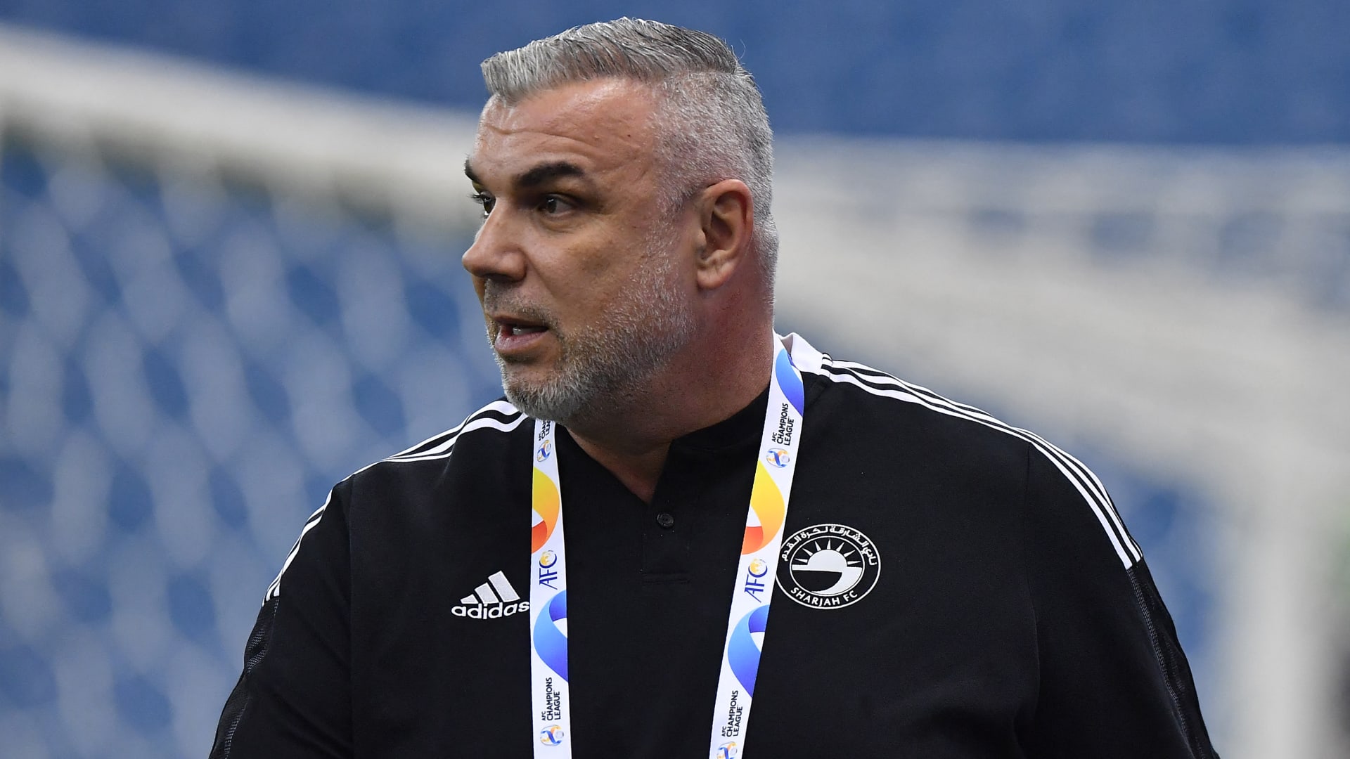 تعيين كوزمين أولاريو مدربا لمنتخب الإمارات ماذا نعلم عنه