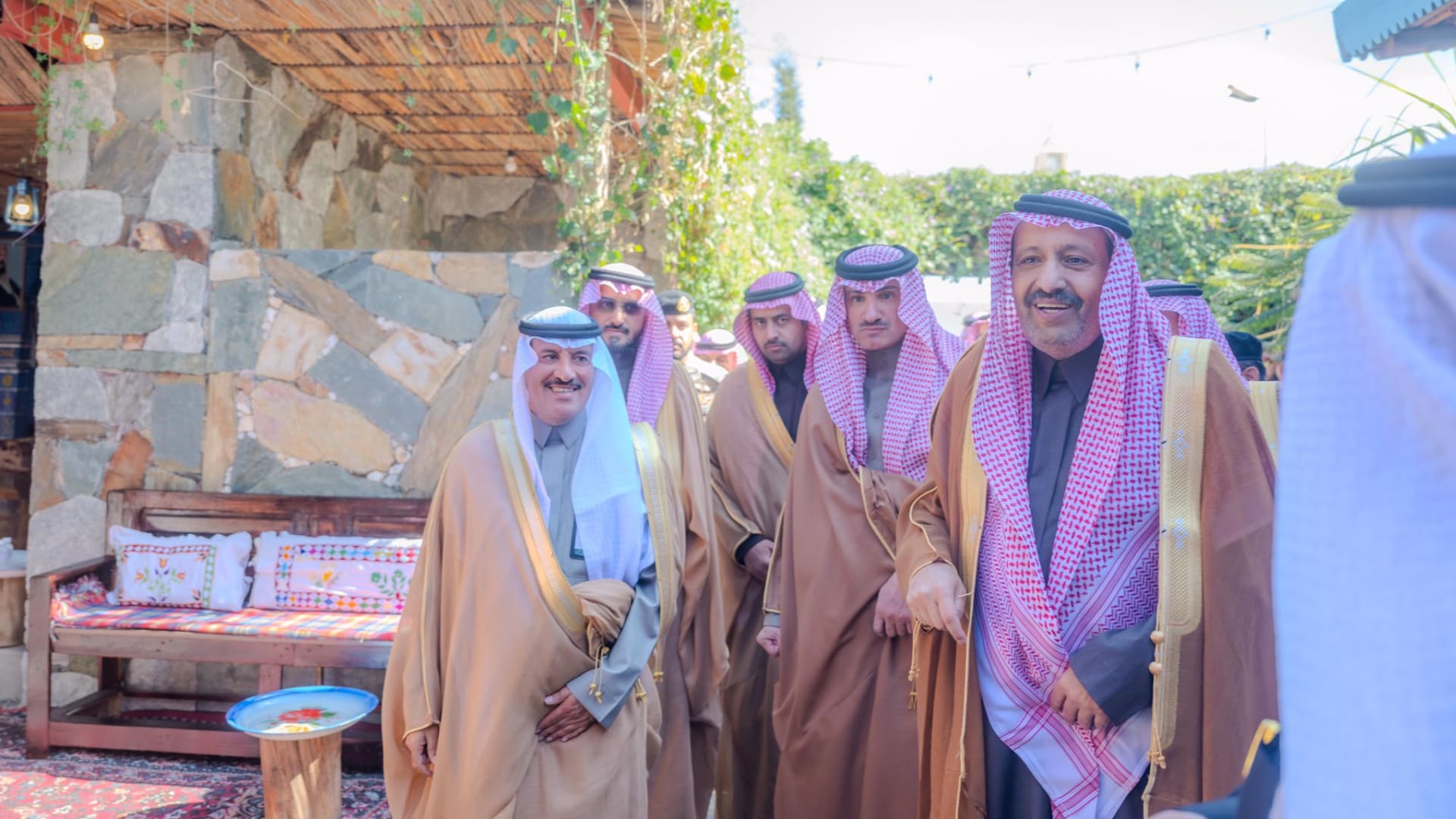 "اللي ماله تاريخ ماله حضارة وماله شيء".. تداول فيديو وتصريح لأمير الباحة في السعودية 1 "اللي ماله تاريخ ماله حضارة وماله شيء".. تداول فيديو وتصريح لأمير الباحة في السعودية