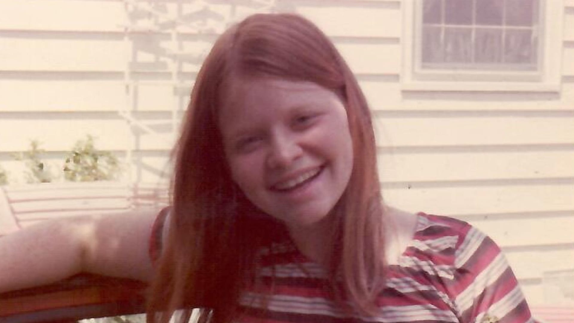 مراهقة مفلسة عالقة في بلدة غريبة وسط عاصفة ثلجية.. كيف أنقذتها راهبتان؟