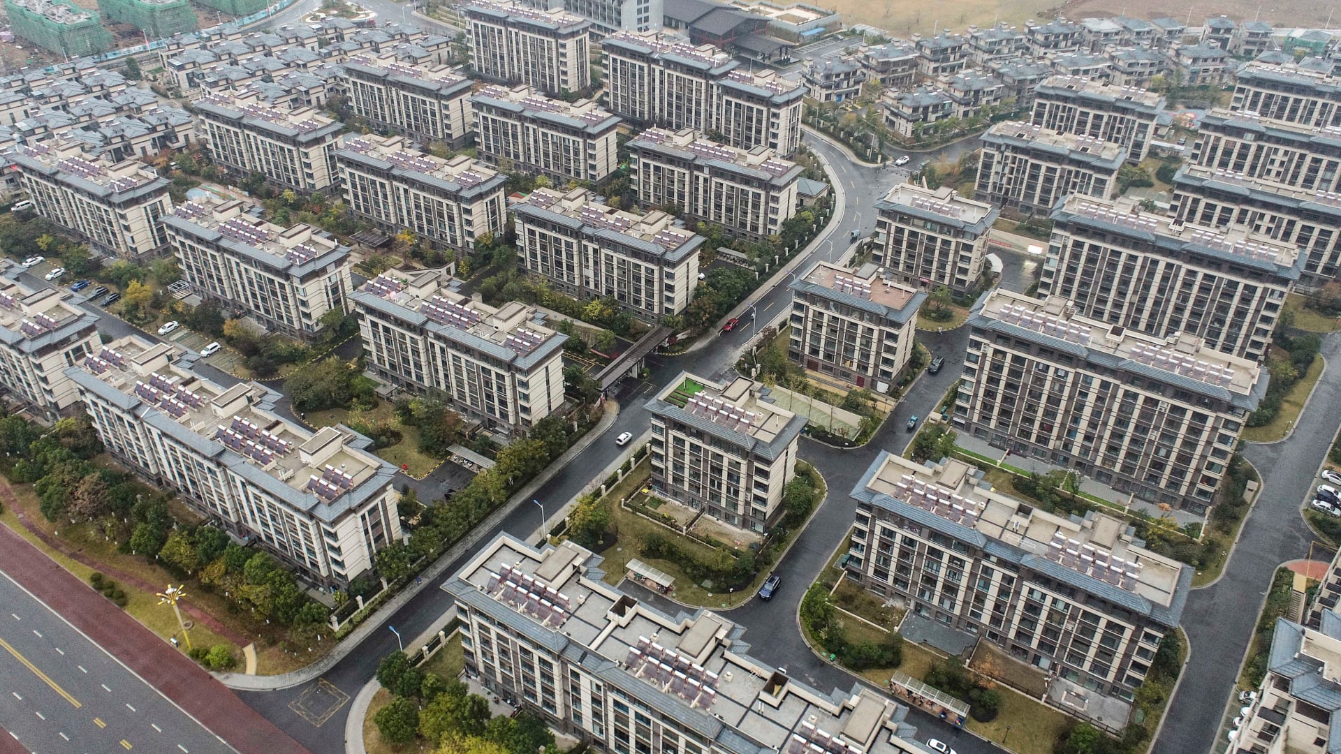 منها دبي.. كم قدما مربعا من العقارات السكنية يمكن أن يشتريه مليون دولار في هذه المدن؟