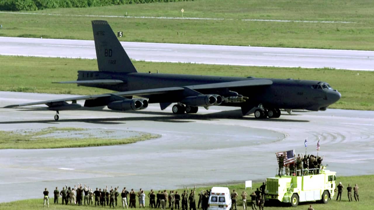 تقارير: بريطانيا تمنع ترامب من استخدام قواعدها الجوية التي يقول الرئيس إنها ضرورية لضرب إيران