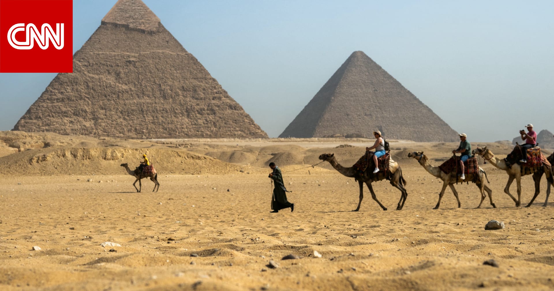 مصر تكشف حقيقة "تأجير الأهرامات" ليوتيوبر شهير .. وزاهي حواس يعلق