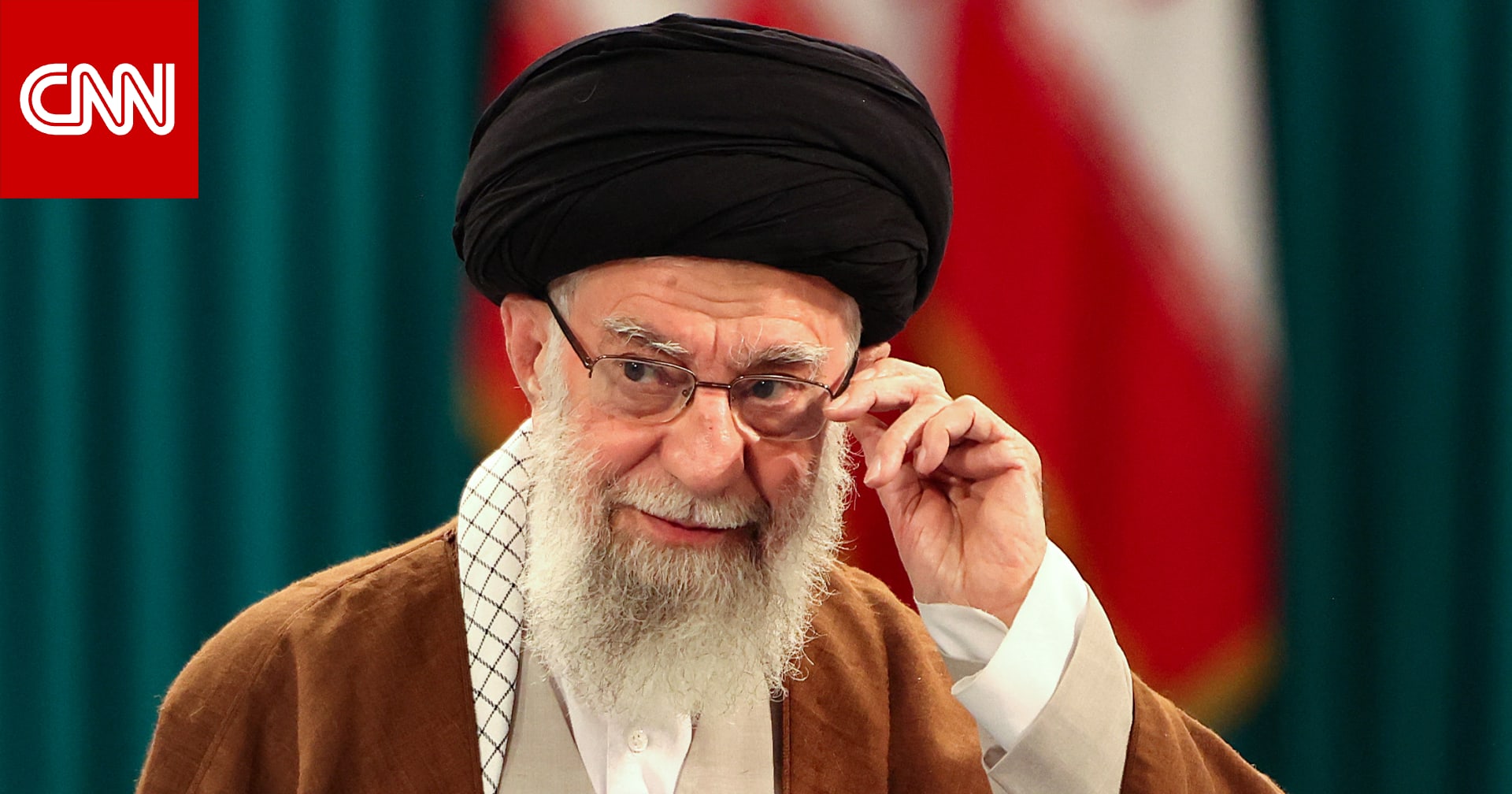 إيران.. علي خامنئي في ظهور جديد خلال زيارته لقبر الخميني وسط تهديدات ترامب