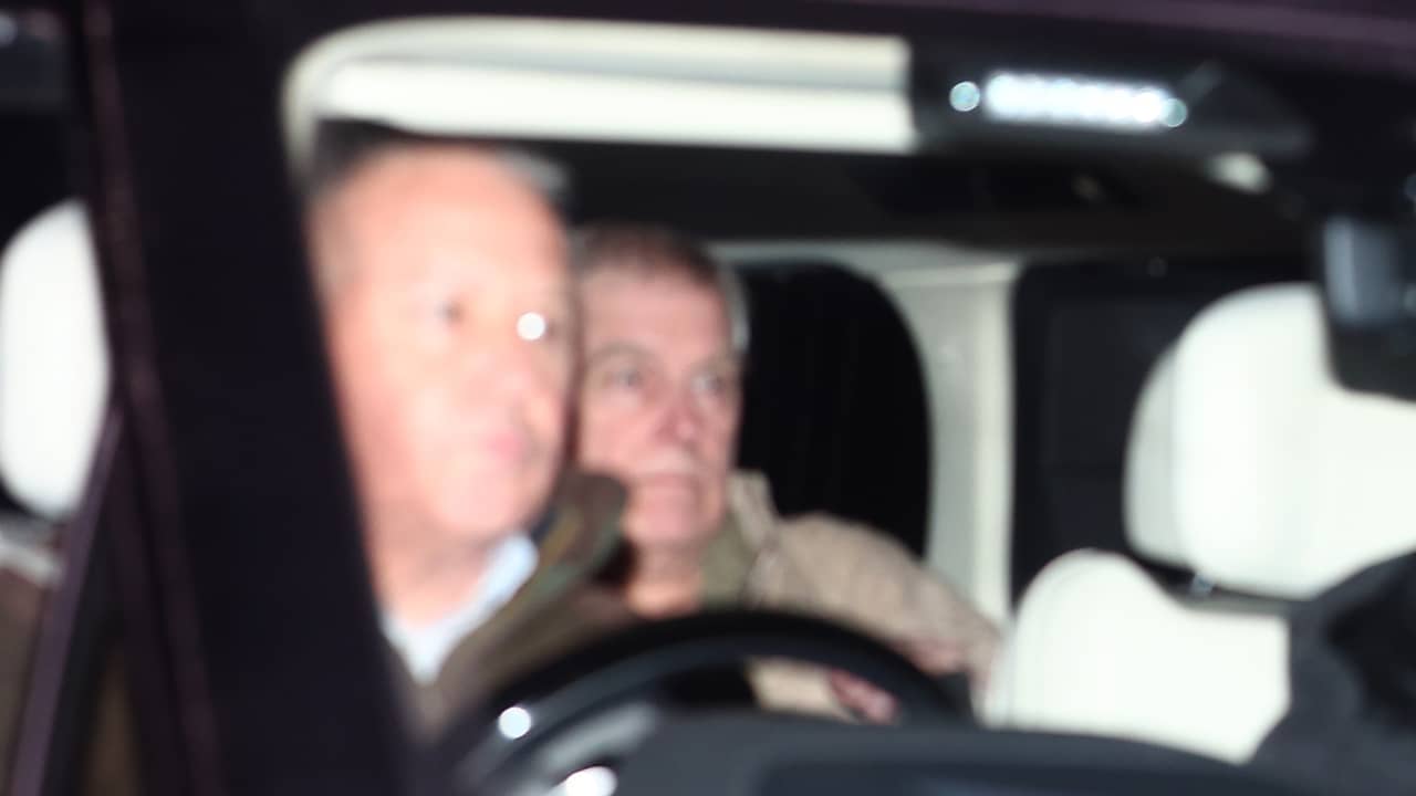 الشرطة البريطانية: الإفراج عن أندرو شقيق الملك تشارلز الثالث "مع إبقائه على ذمة التحقيق"