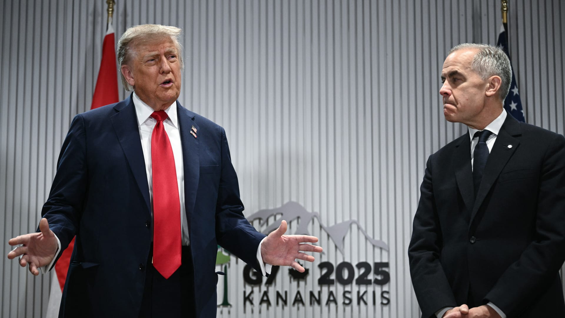 وزير الخزانة الأمريكي: رئيس وزراء كندا تراجع عن بعض "تصريحاته المؤسفة" باتصال مع ترامب