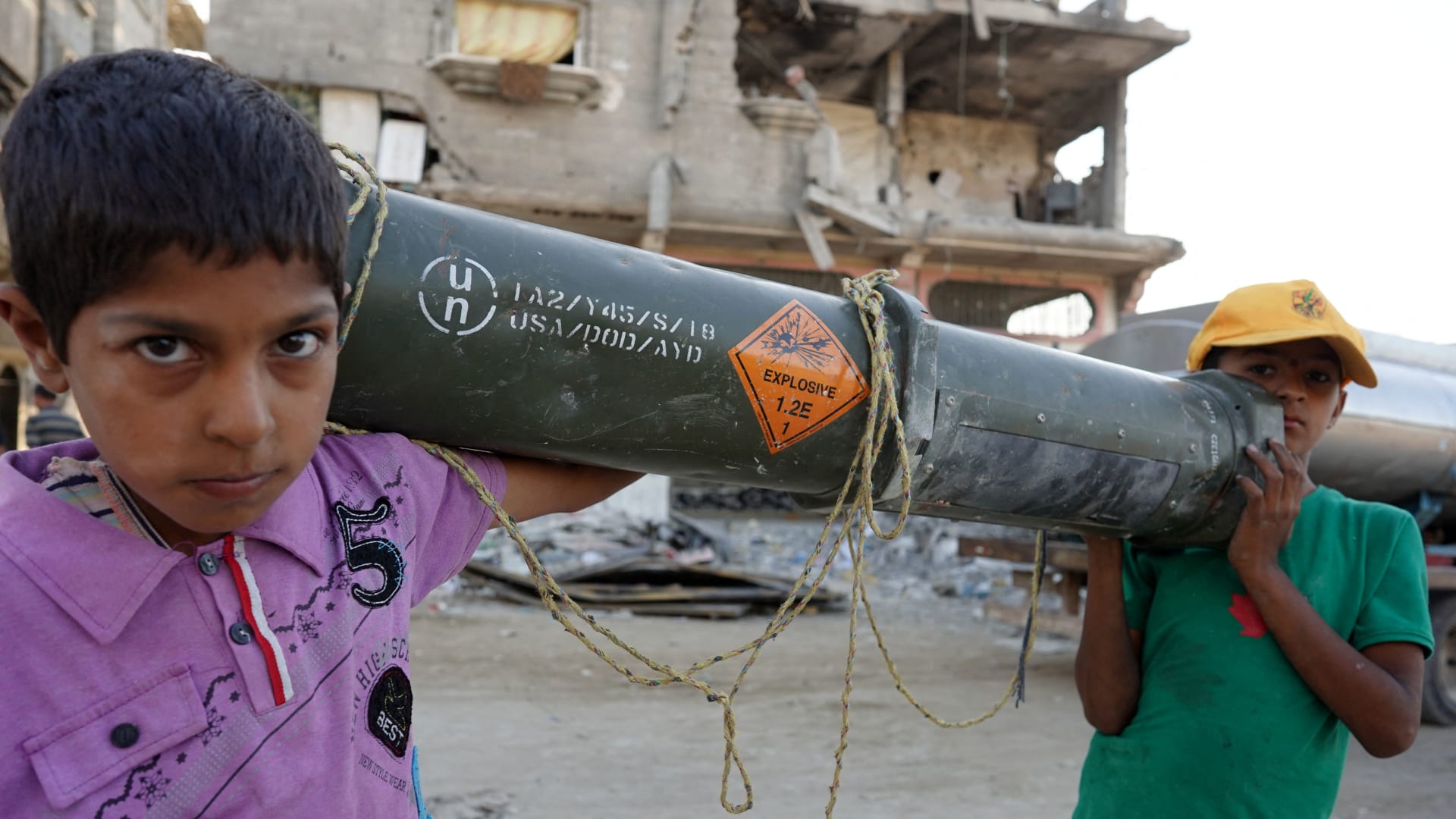 مسؤولة أمريكية استقالت بسبب غزة لـCNN: علينا التوقف عن حماية إسرائيل سياسيًا ودبلوماسيًا.. وعلى بايدن الاستماع لخبرائه