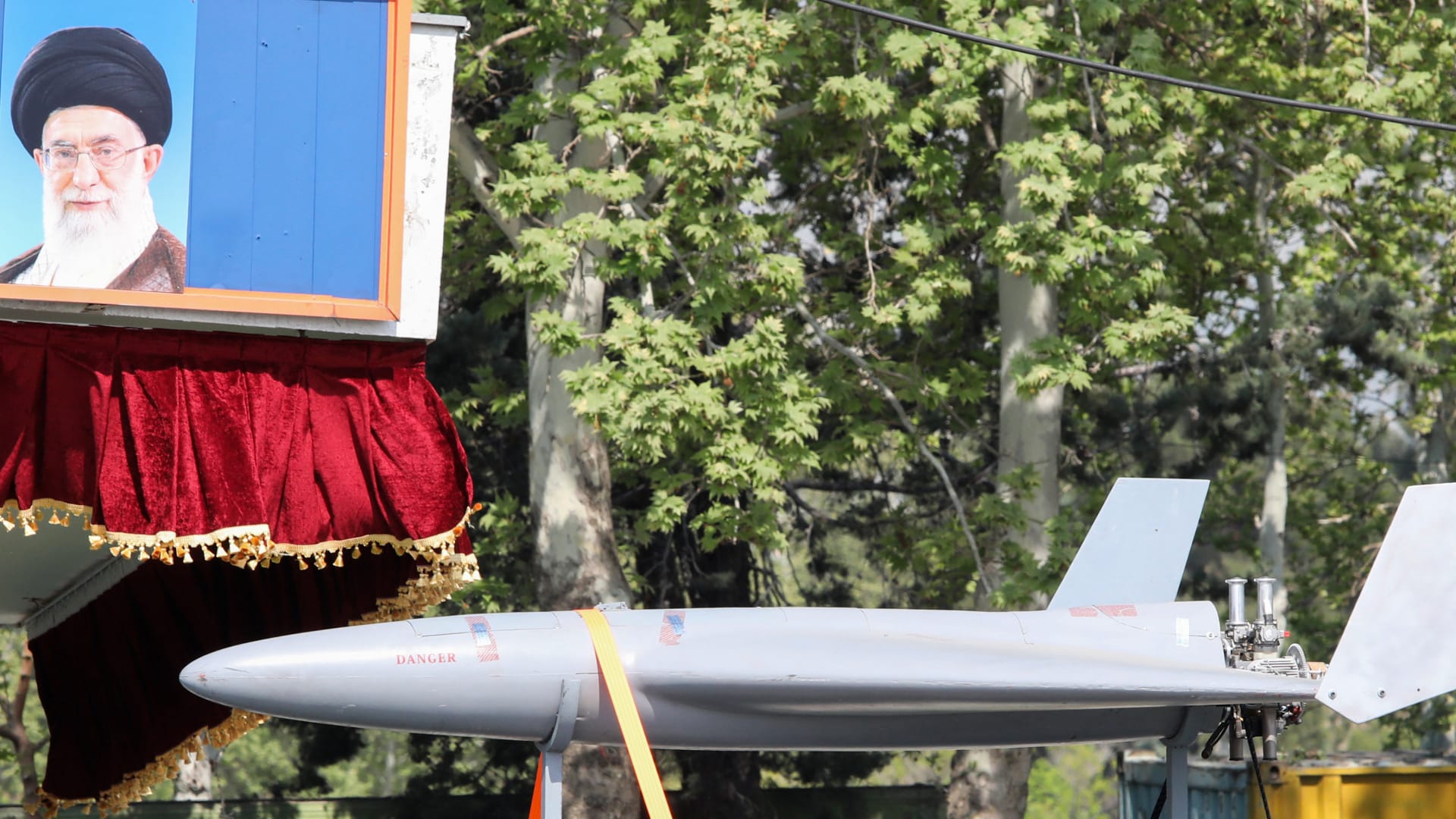 في ظل تصاعد التوتر مع أمريكا.. إيران تُعلن إضافة 1000 طائرة مسيرة لترسانتها