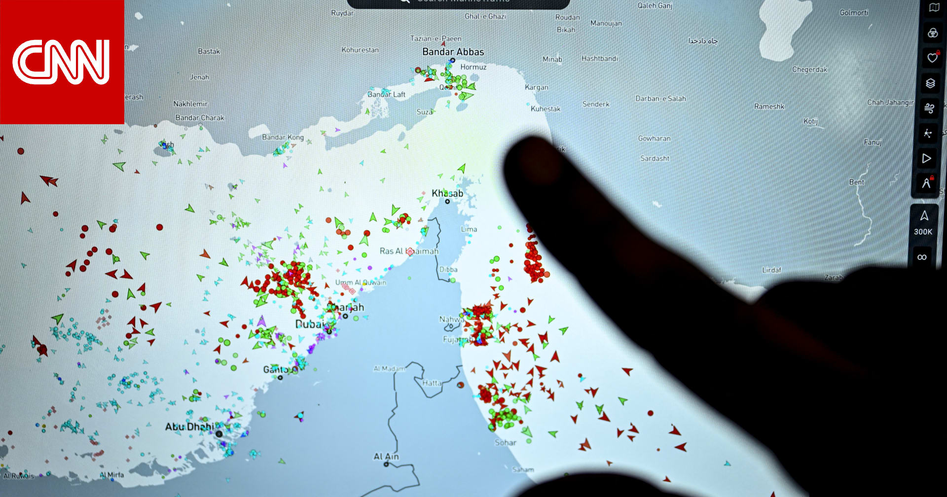 تفاصيل "24 ساعة من التقلبات الحادة" شهدها مضيق هرمز