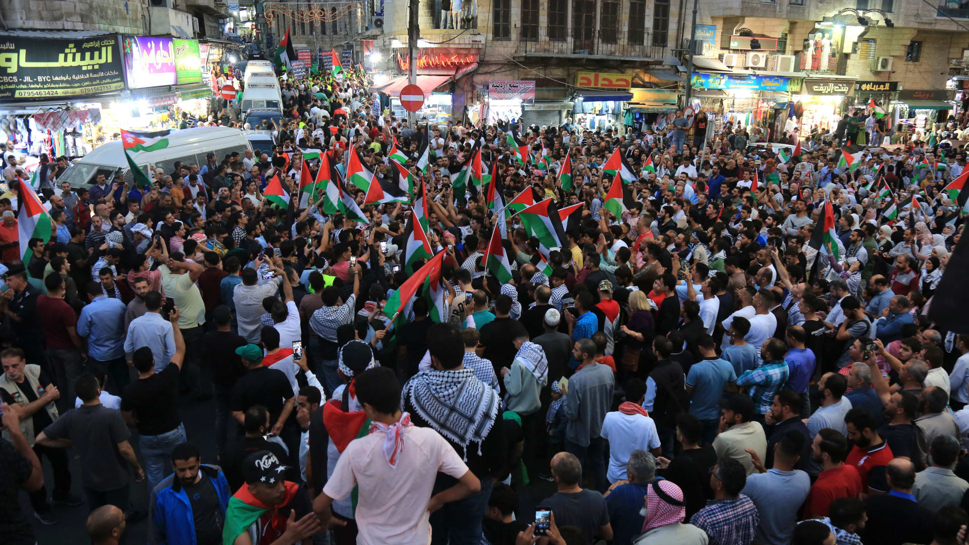 مسيرة في العاصمة الأردنية عمّان للتضامن مع غزة