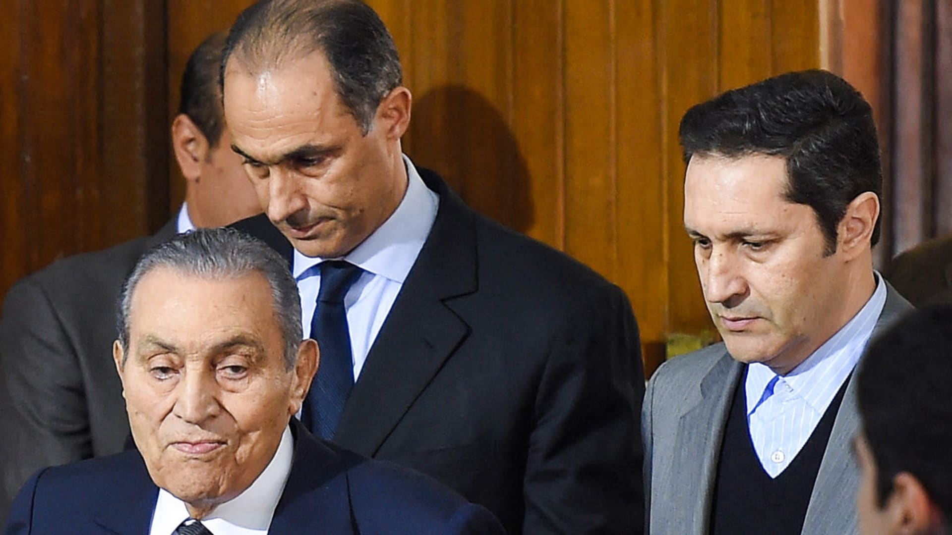 علاء مبارك يُعلق على مديح إبراهيم عيسى له ولشقيقه: لم يُظهر شماتة أو تشفّي