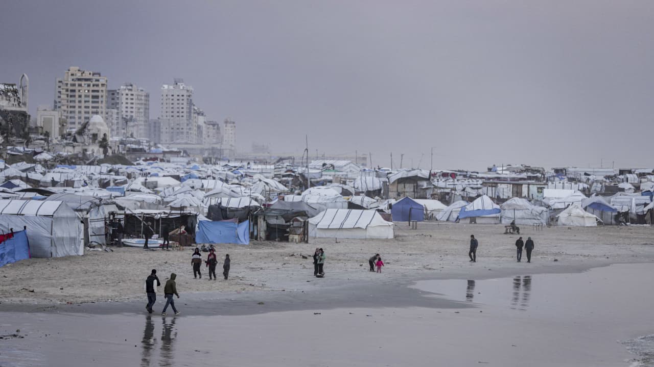 بيان لـ 10 دول بينها كندا وبريطانيا يحذر من أزمة إنسانية "كارثية" في غزة
