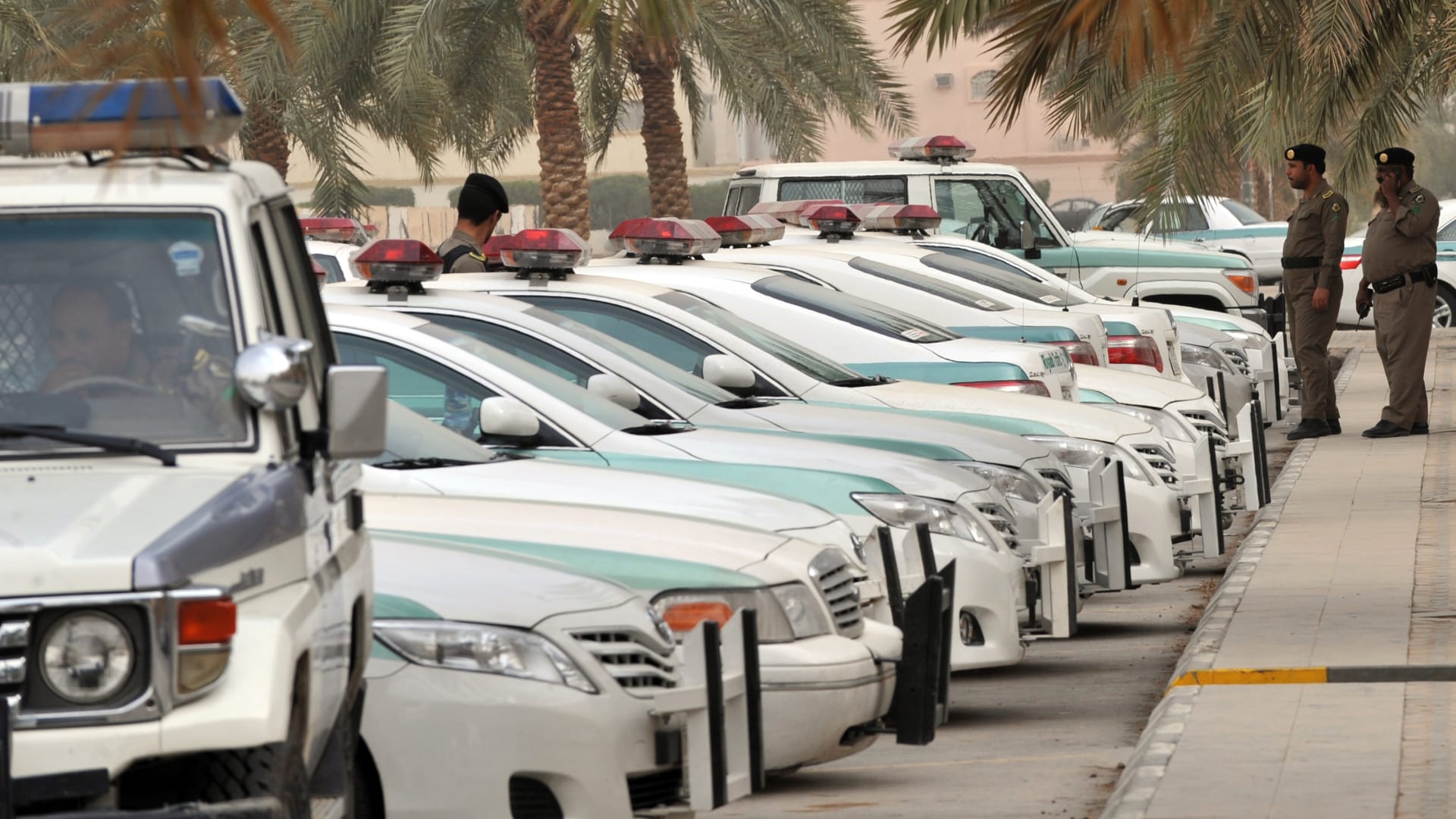 السعودية.. الأمن العام يُعلن ضبط امرأة ظهرت في فيديو تضمن "المساس" بالقيم الدينية
