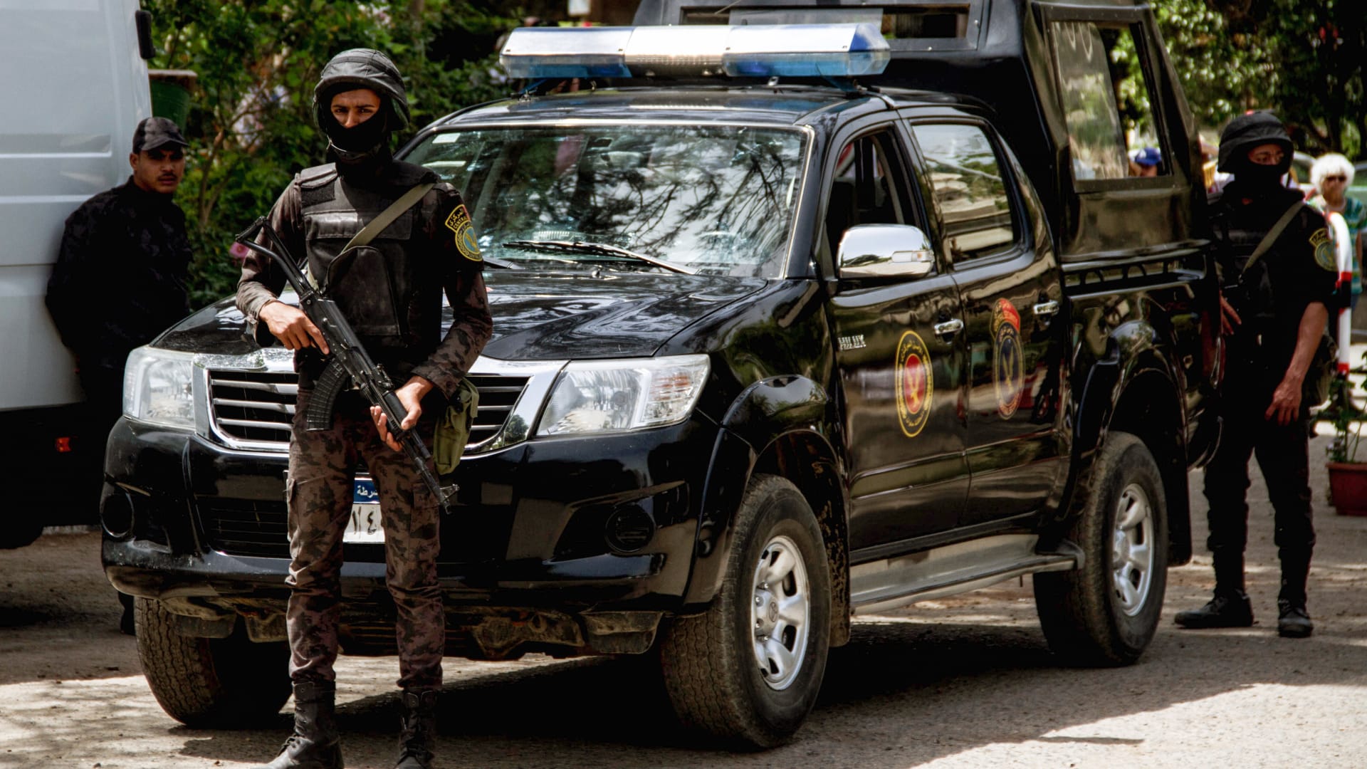 صورة ارشيفية (تعبيرية) لعناصر بالأمن المصري 