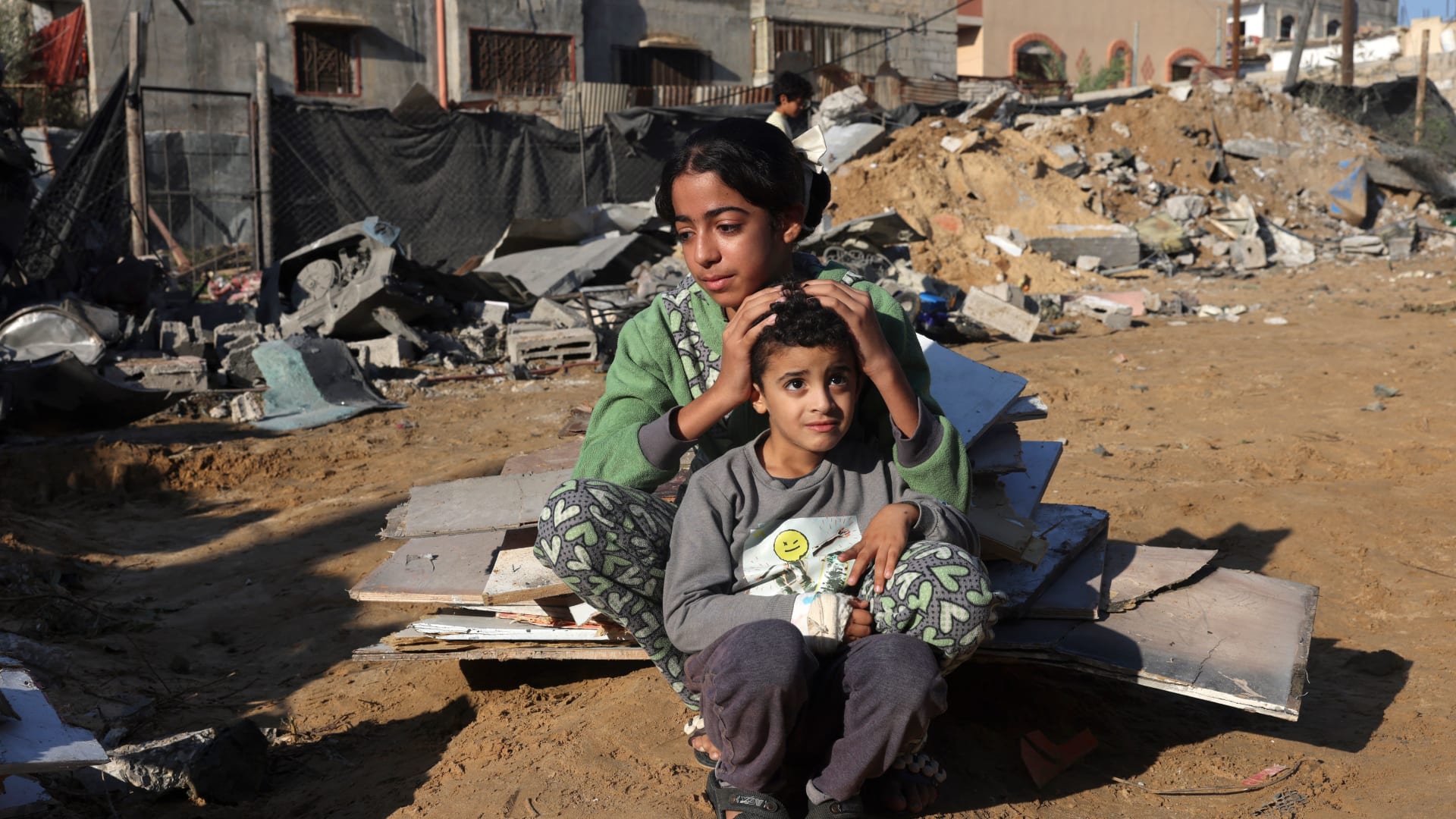 "لا مكان آمن في غزة" مع استمرار الحرب.. والأمم المتحدة: الناس فقدوا كل شيء
