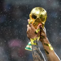 4 دول تتقدّم بملف مشترك لاستضافة كأس العالم 2030.. هل يعود إلى موطنه؟
