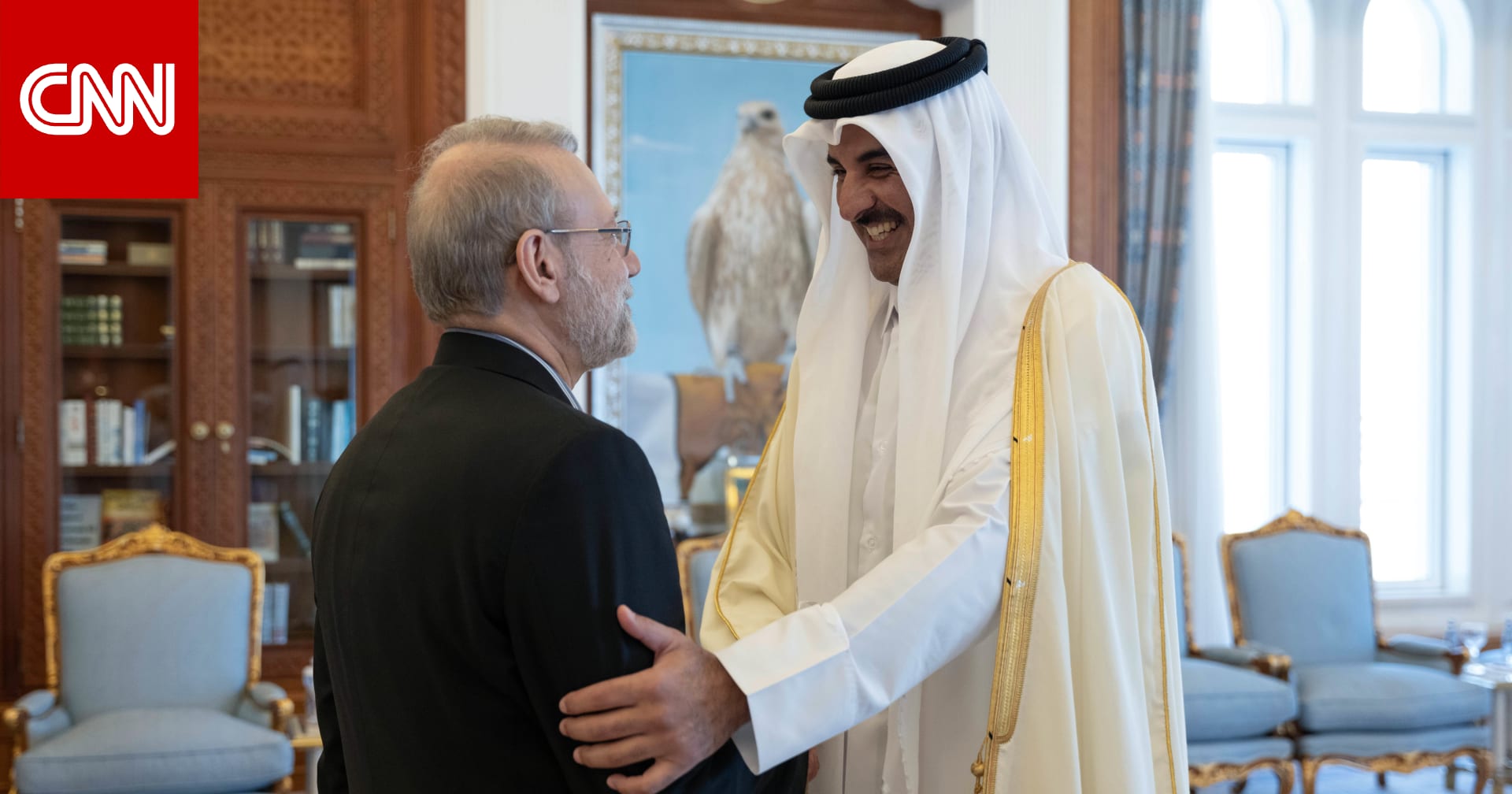 أمير قطر يلتقي علي لاريجاني.. وهذا ما ناقشاه في ظل التوترات بالمنطقة