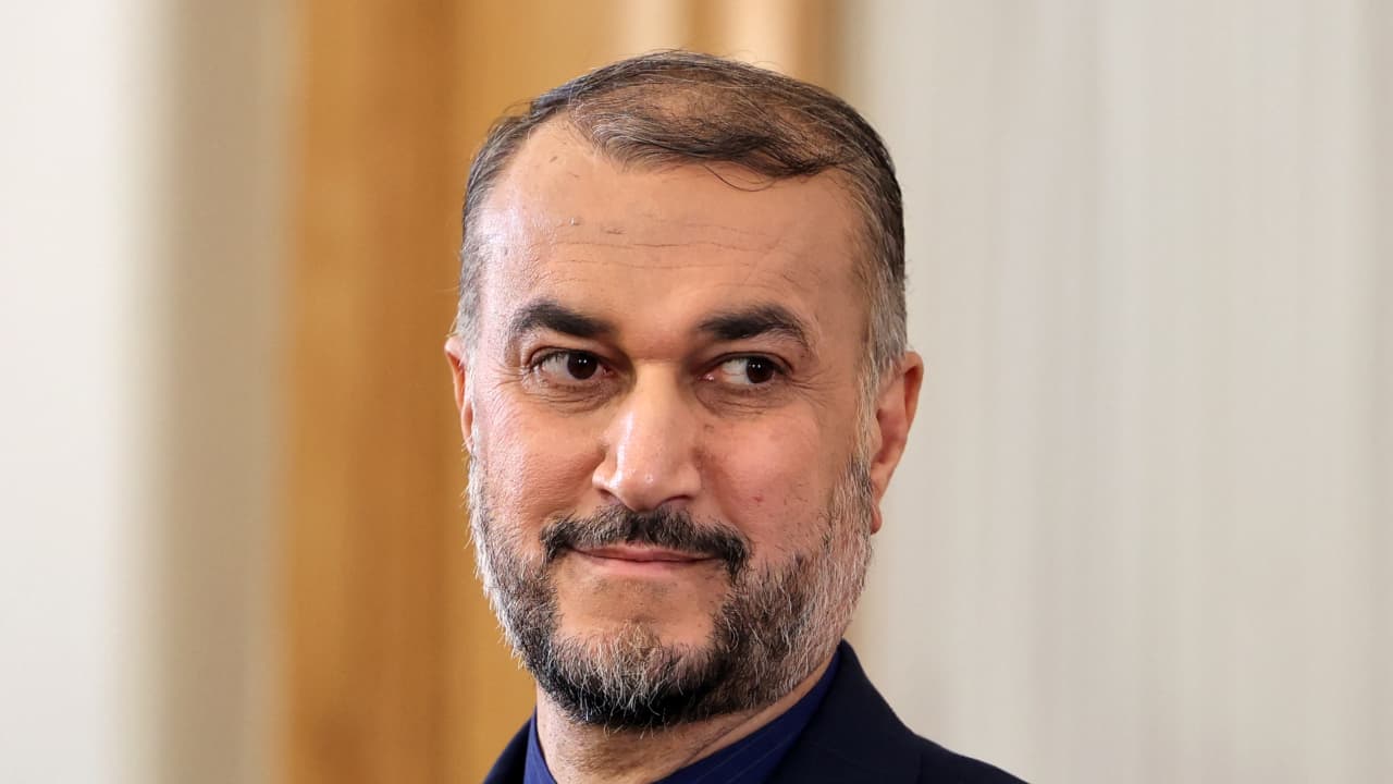وزير خارجية إيران يدعو هنية لزيارة بلاده.. ويتصل بأمين عام الجهاد الإسلامي