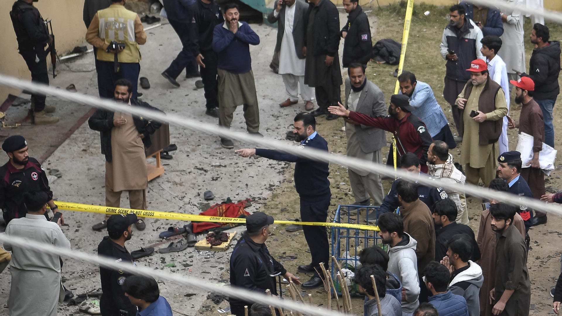 "فعل فرعوني".. مقتدى الصدر يعلق على تفجير مسجد للشيعة في باكستان