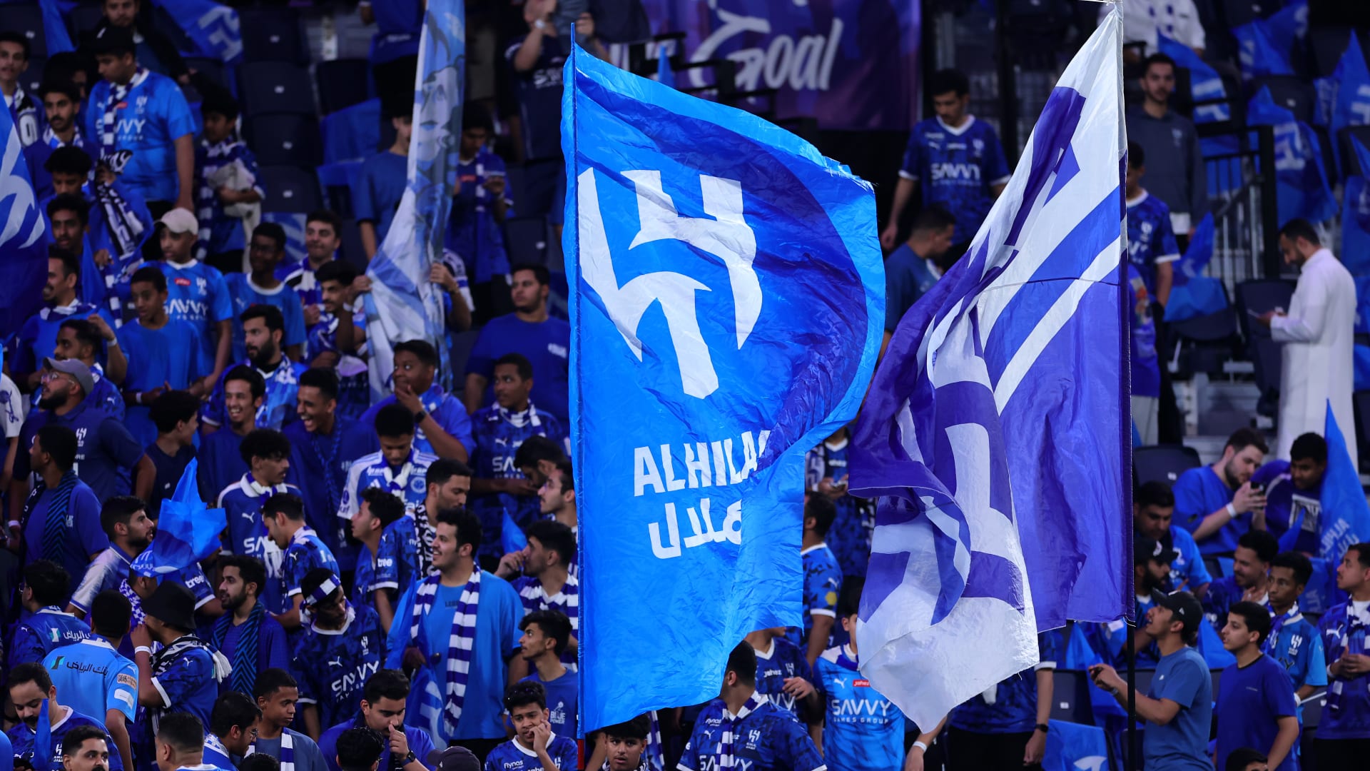 أمير سعودي يثير تفاعلاً.. هذا ما قاله عن انتقاد الجماهير لرئيس فريق الهلال