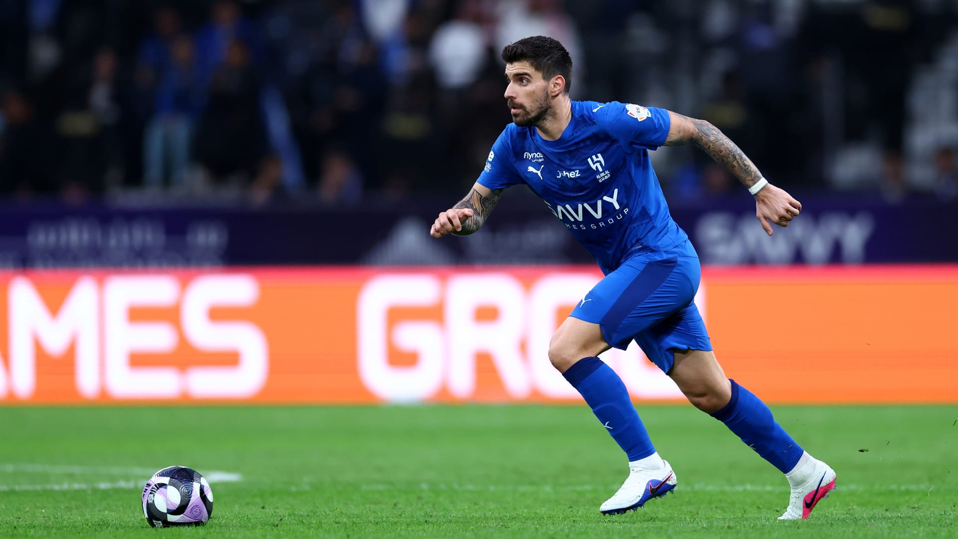 استمرار روبن نيفيز مع الهلال.. إليك مدة العقد الجديد بينهما