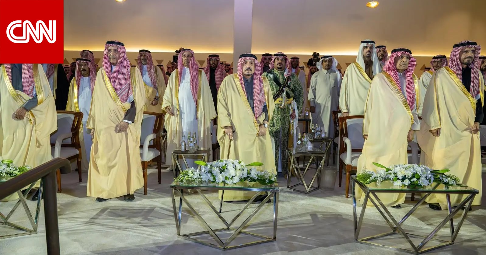 "يوم التأسيس".. أمير الرياض ونائبه يشاركان في رقصة "العرضة السعودية"