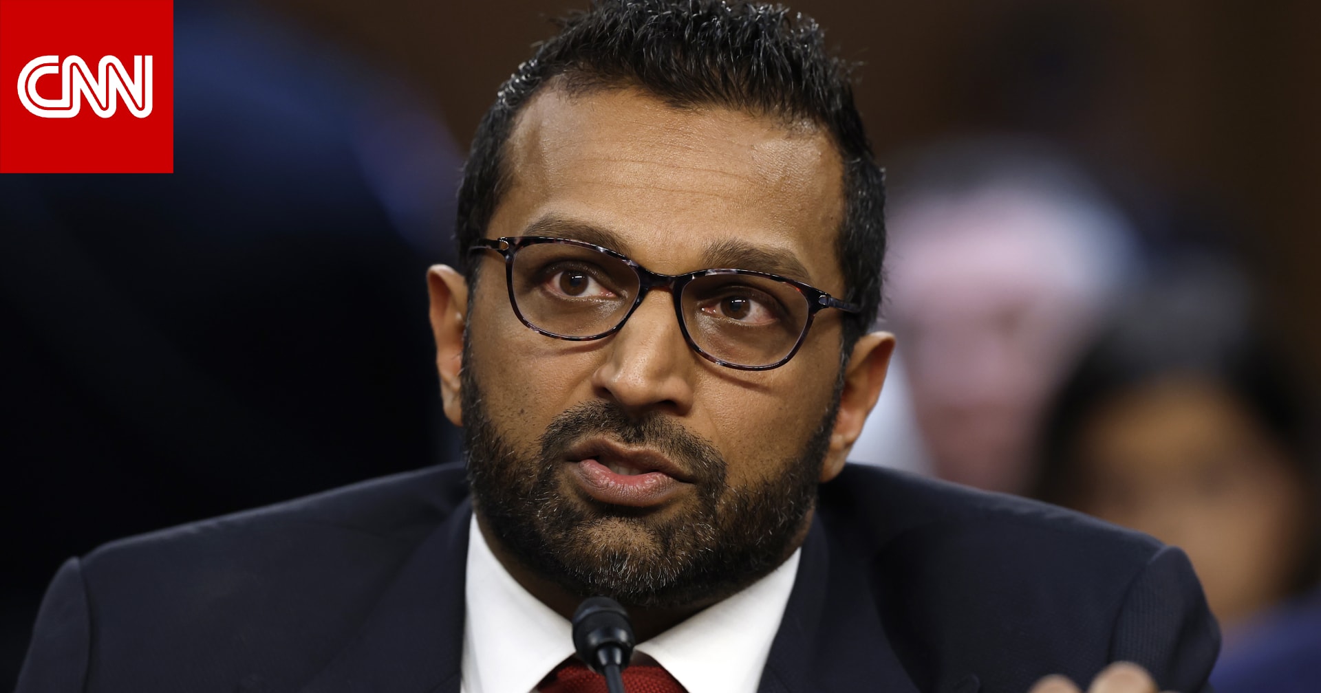 "لا.. زلاجتي المائية مطلية بالذهب".. مدير FBI يعلق على تقرير "كاذب"