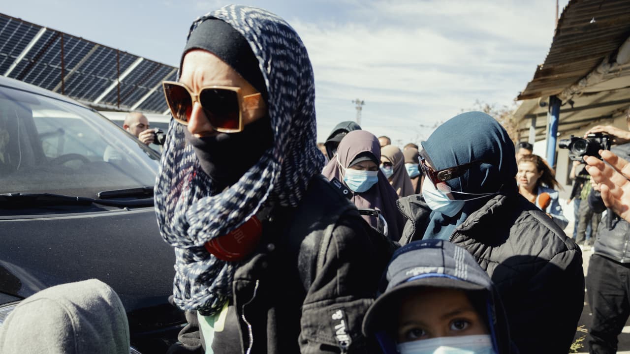 بعد فشل محاولتهم الهروب في سوريا.. حكومة أستراليا تعلق على إعادة مواطنيها المرتبطين بداعش