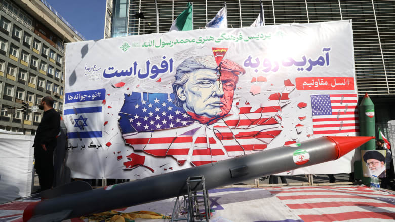 أول رد من إيران على تصريح ترامب عن "ضرورة استسلام طهران"