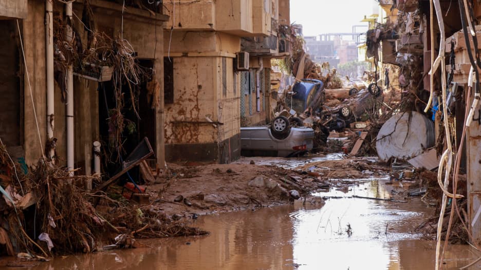 مسؤولة الإعلام في IFRC تتحدث لـCNN عن الدمار في ليبيا بعد إعصار دانيال والتعاون مع سلطتين مختلفتين