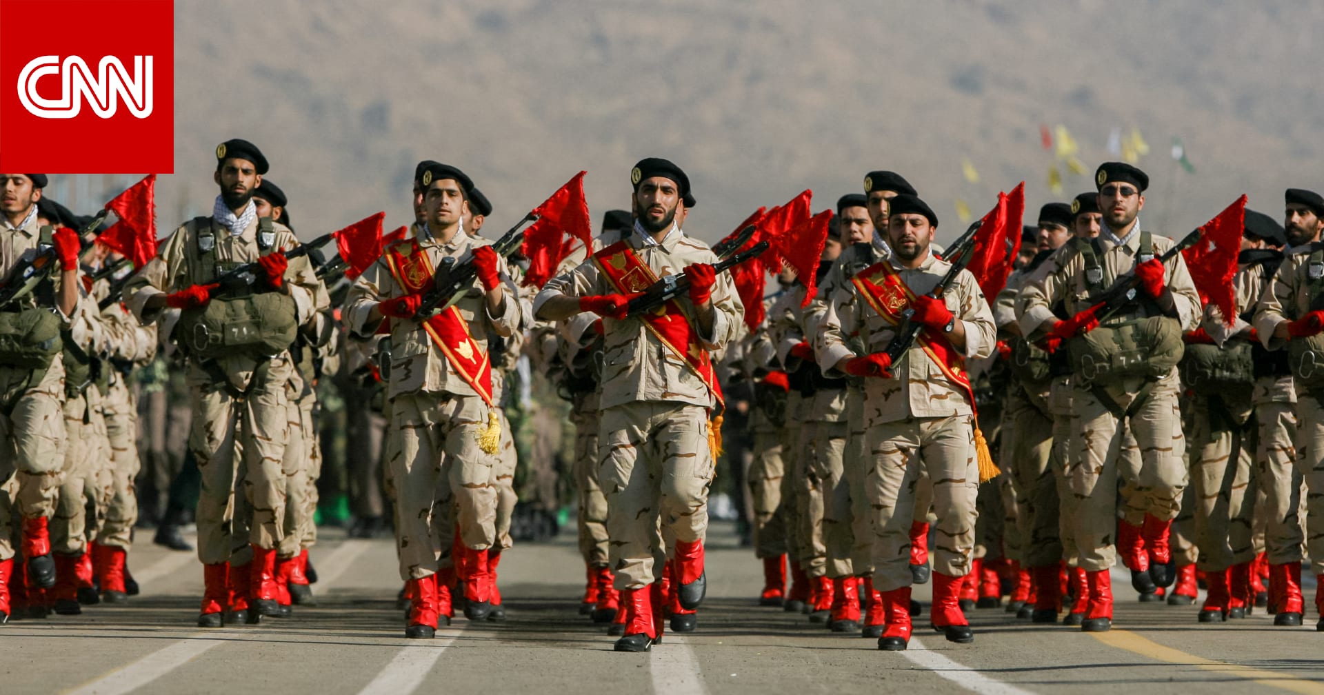 تثير الرعب وتقمع المحتجين.. ما هي قوات "الباسيج" في إيران؟