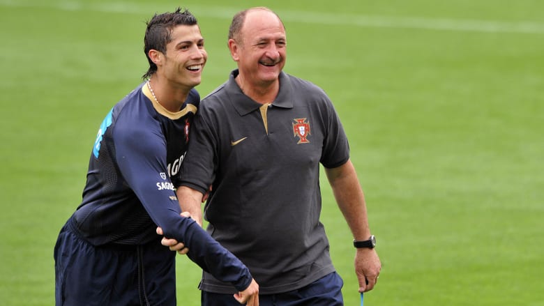 المدرب فيليبي سكولاري يزور مقر النصر السعودي.. ورونالدو يخبره بهذا الأمر