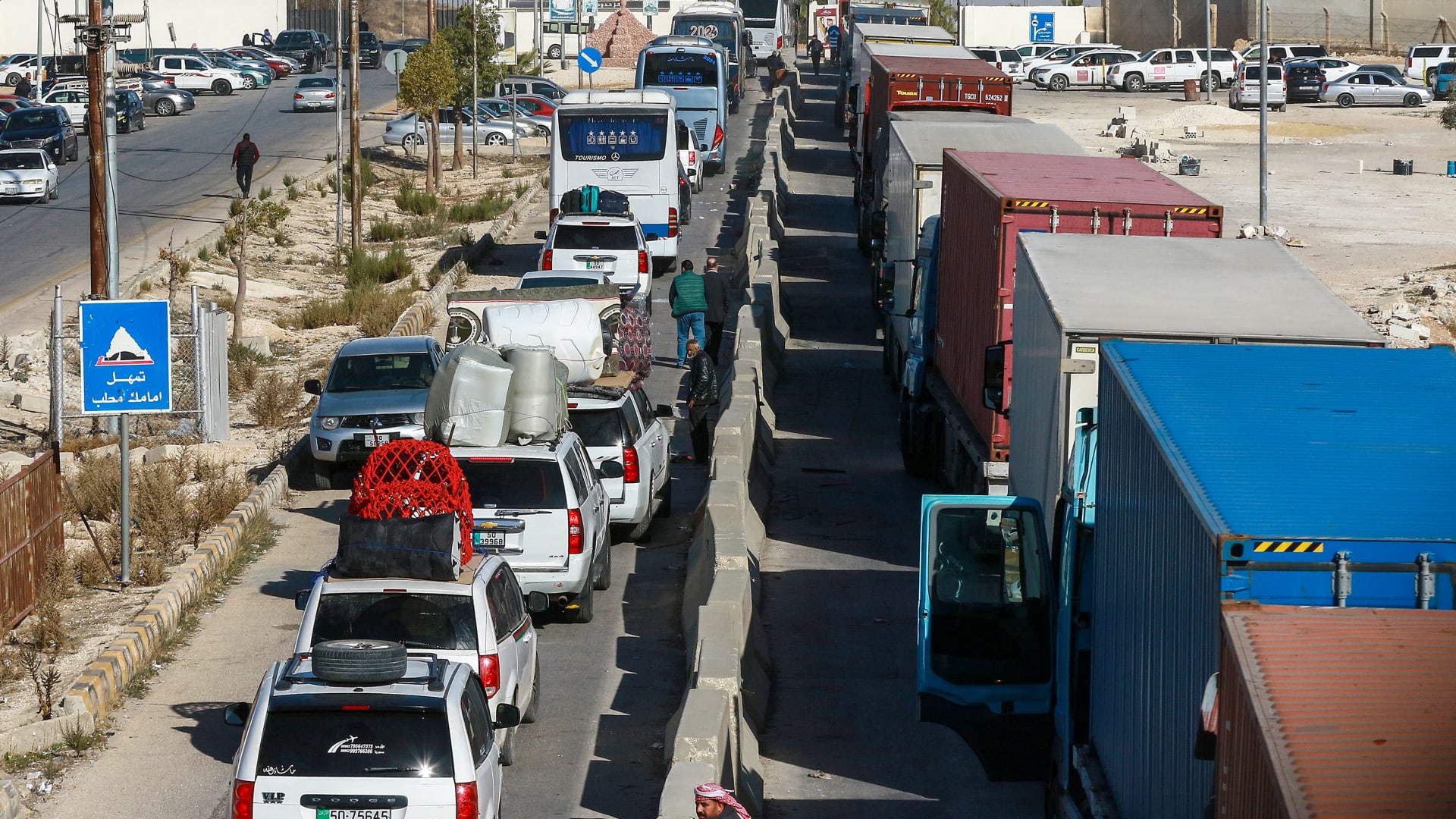 تفاهمات سورية أردنية جديدة لتسهيل حركة الشحن التجاري.. ما القصة؟