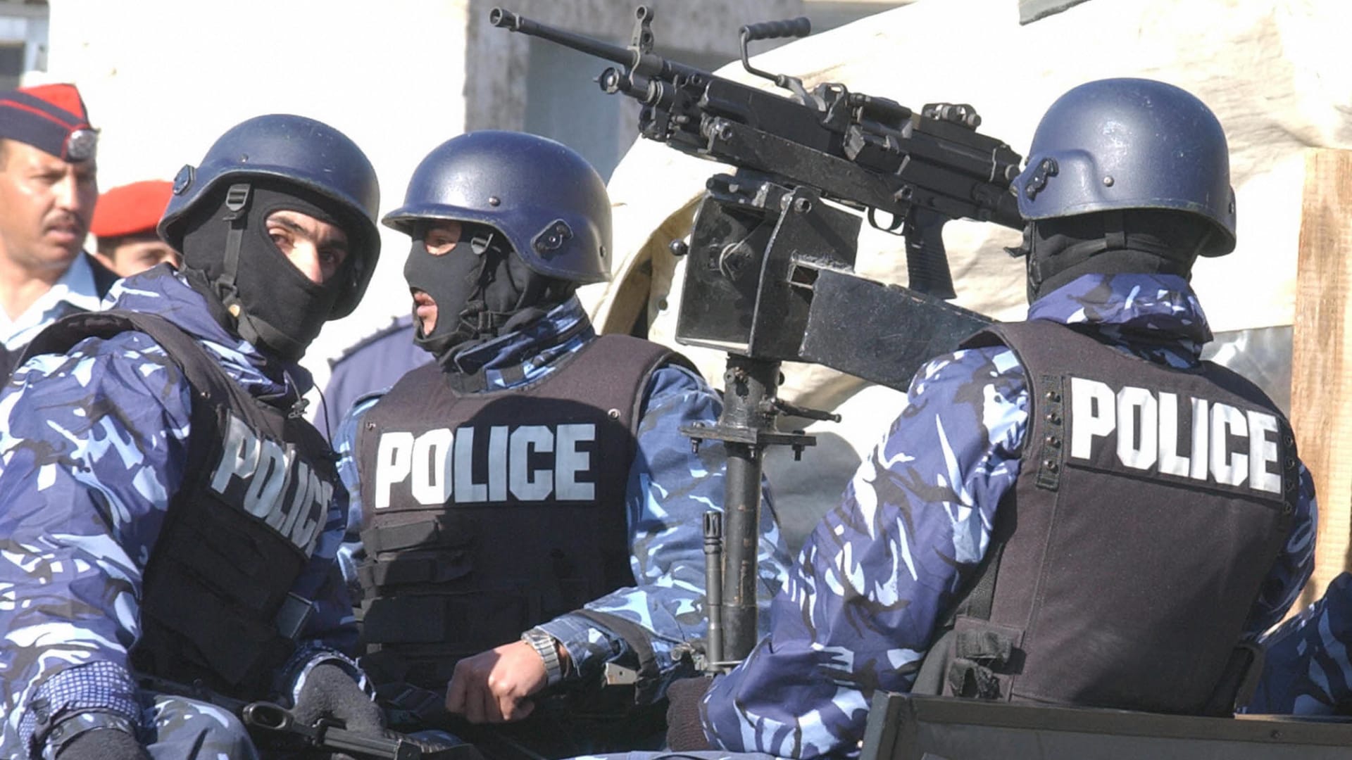 الأردن.. اعتداء وطعن داخل مسجد الصحابة يثير تفاعلا والأمن يرد