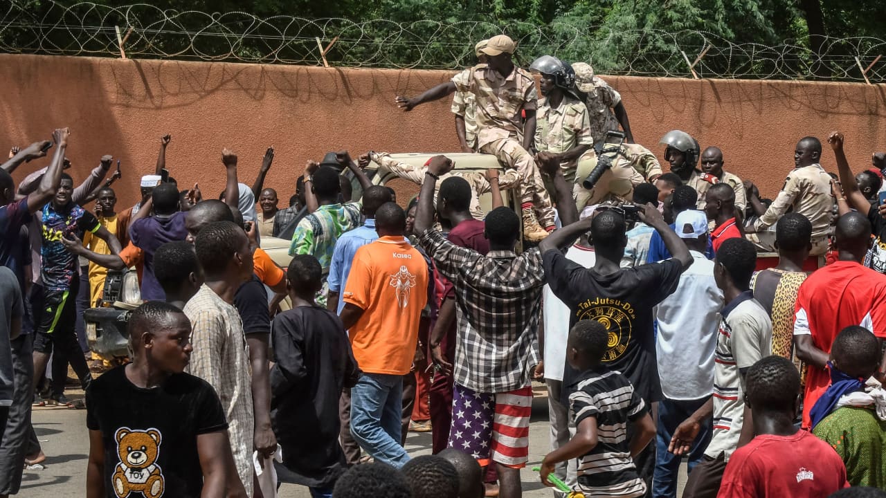 الخبر أولًا على CNN.. أمريكا تستعد لتصنيف أحداث النيجر بـ"الانقلاب العسكري" رسميًا