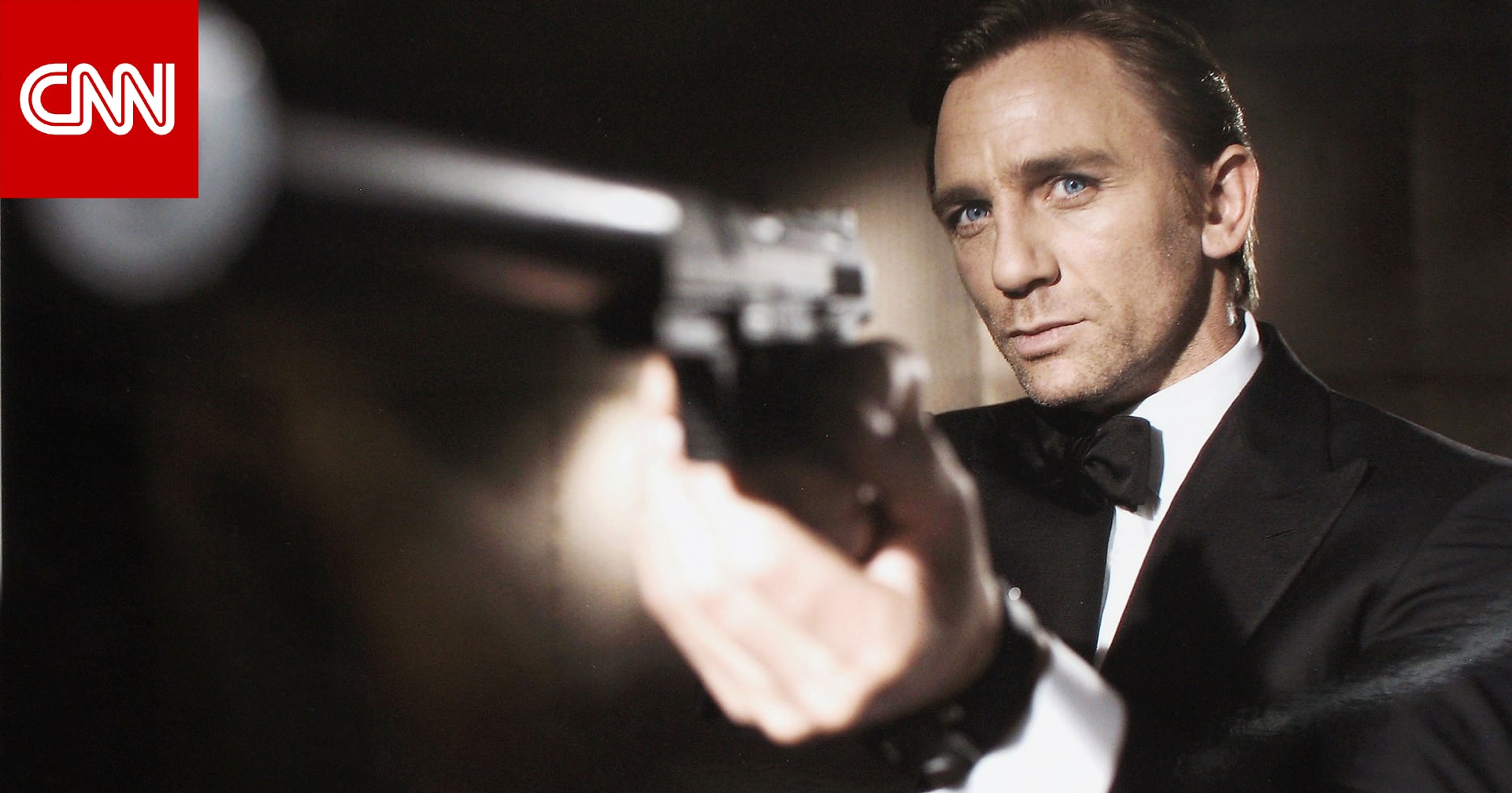 ترامب ينشر صورة له كـ"جيمس بوند" وشخصية الجاسوس 007