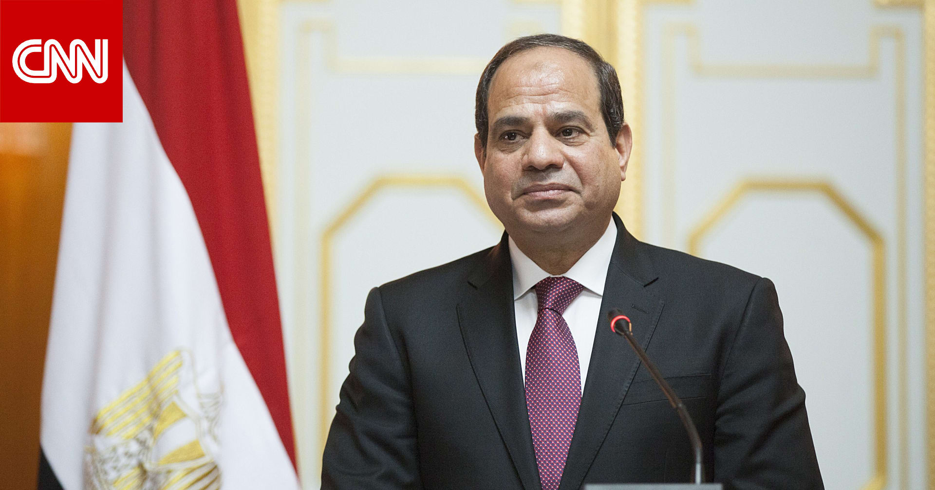 قبّل السيسي رأسه في حفل المولد النبوي.. من هو الدكتور أحمد عمر هاشم؟