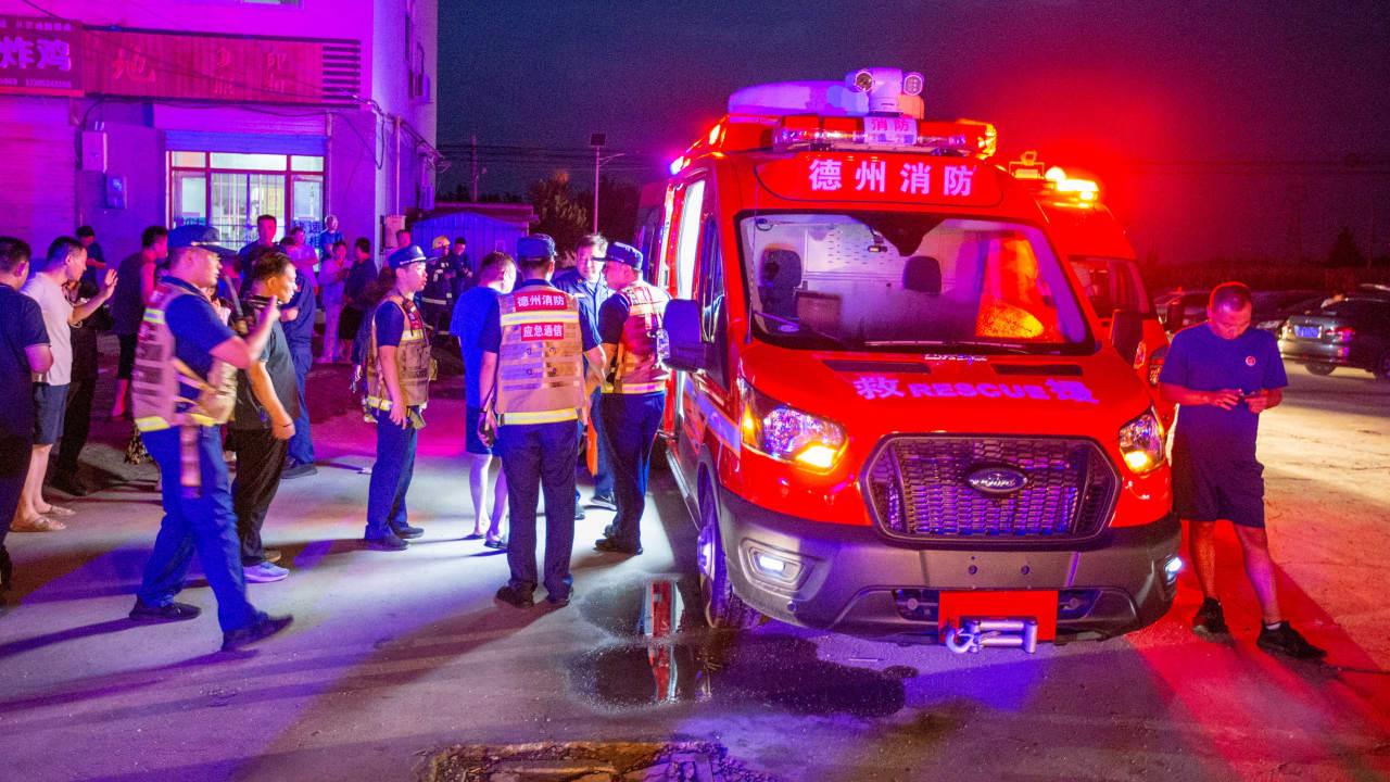 الصين: مقتل أكثر من 100 شخص جراء زلزال