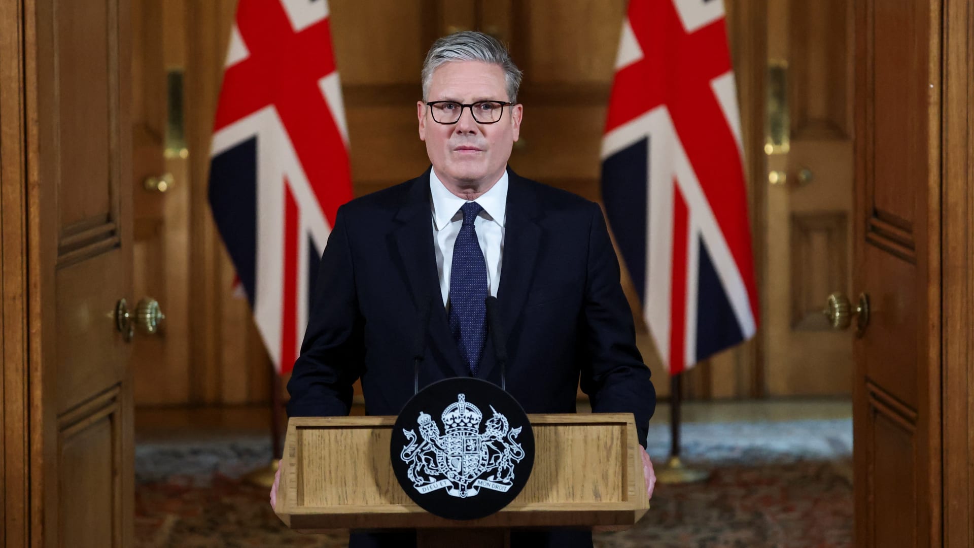 رئيس وزراء بريطانيا يزور الصين الأربعاء.. وبكين: فرصة لتعميق التعاون