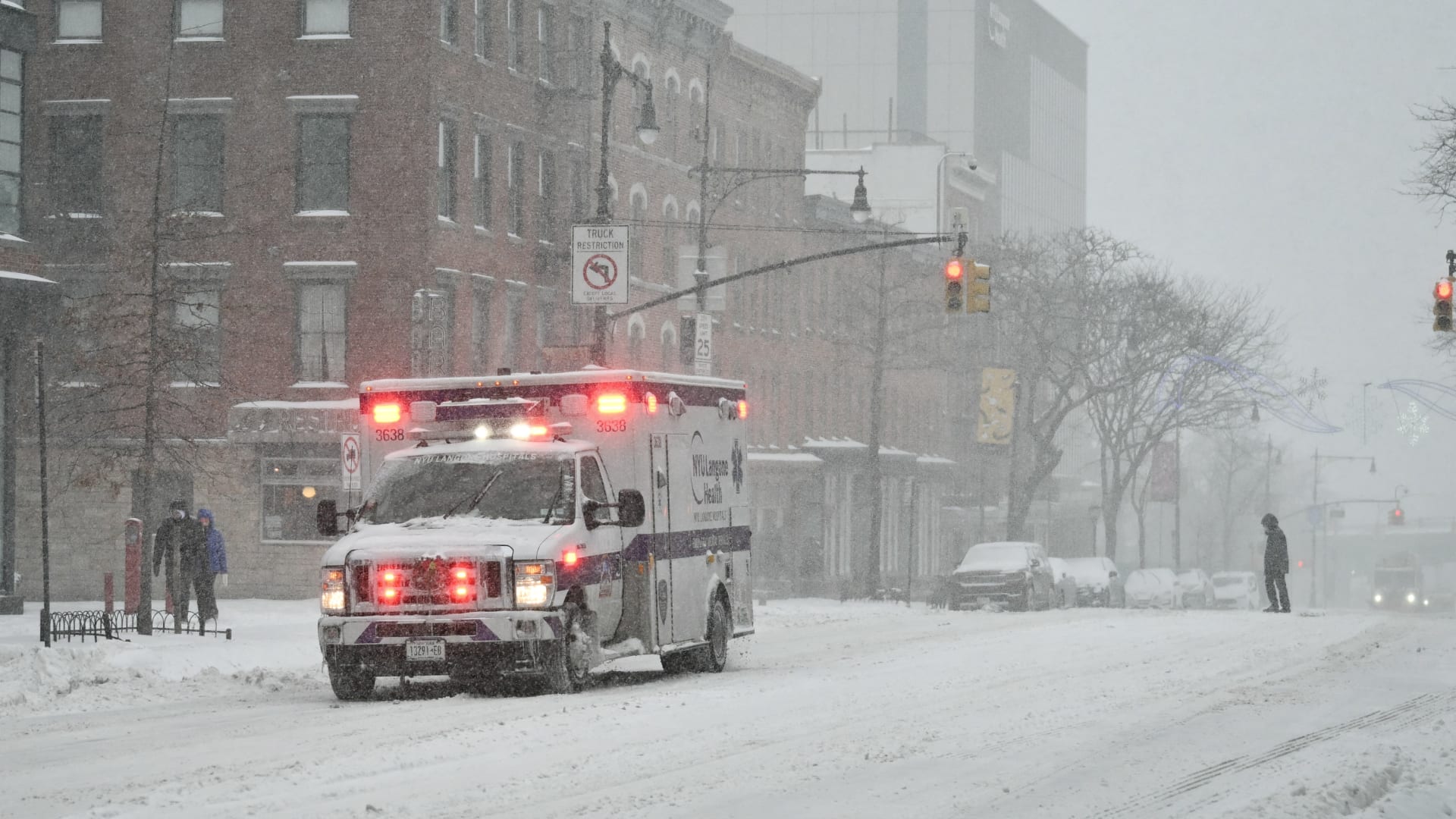 أمريكا.. تحطّم طائرة خاصة بولاية مين على متنها 8 أشخاص وتسجيل صوتي يكشف تفاصيل