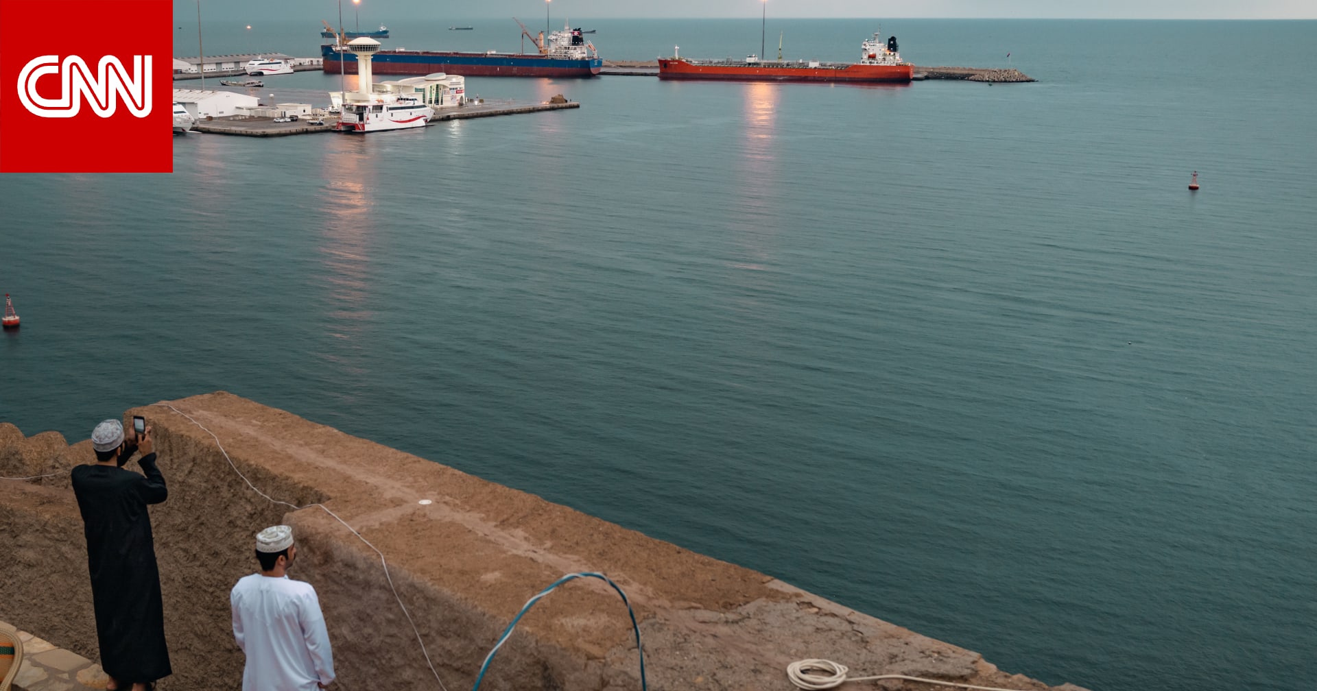 بسبب الحاجة الماسة للوقود.. حلفاء أمريكا يلجأون لخصومها