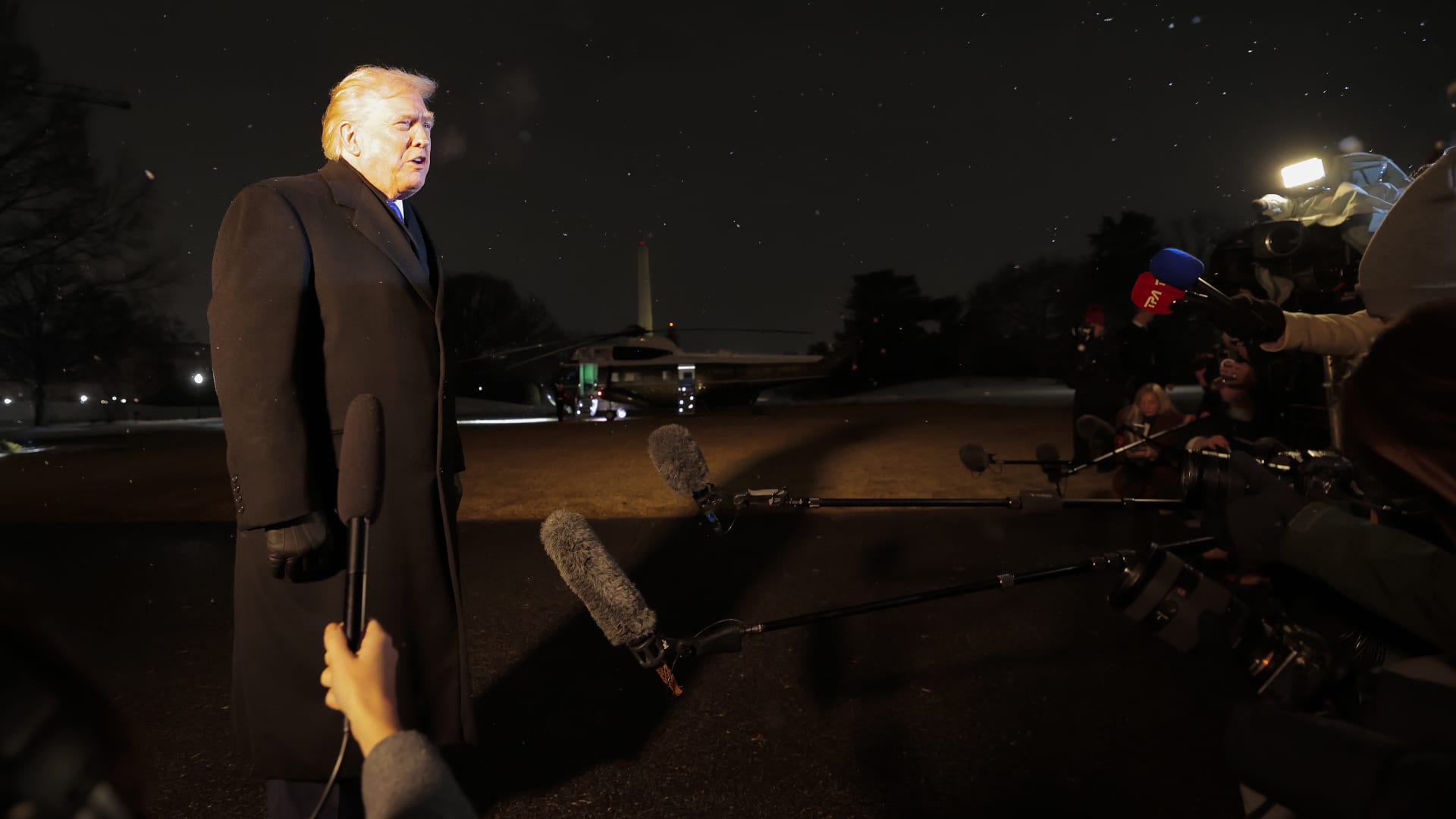 ماذا قال ترامب عن المفاوضات النووية مع إيران في مسقط؟